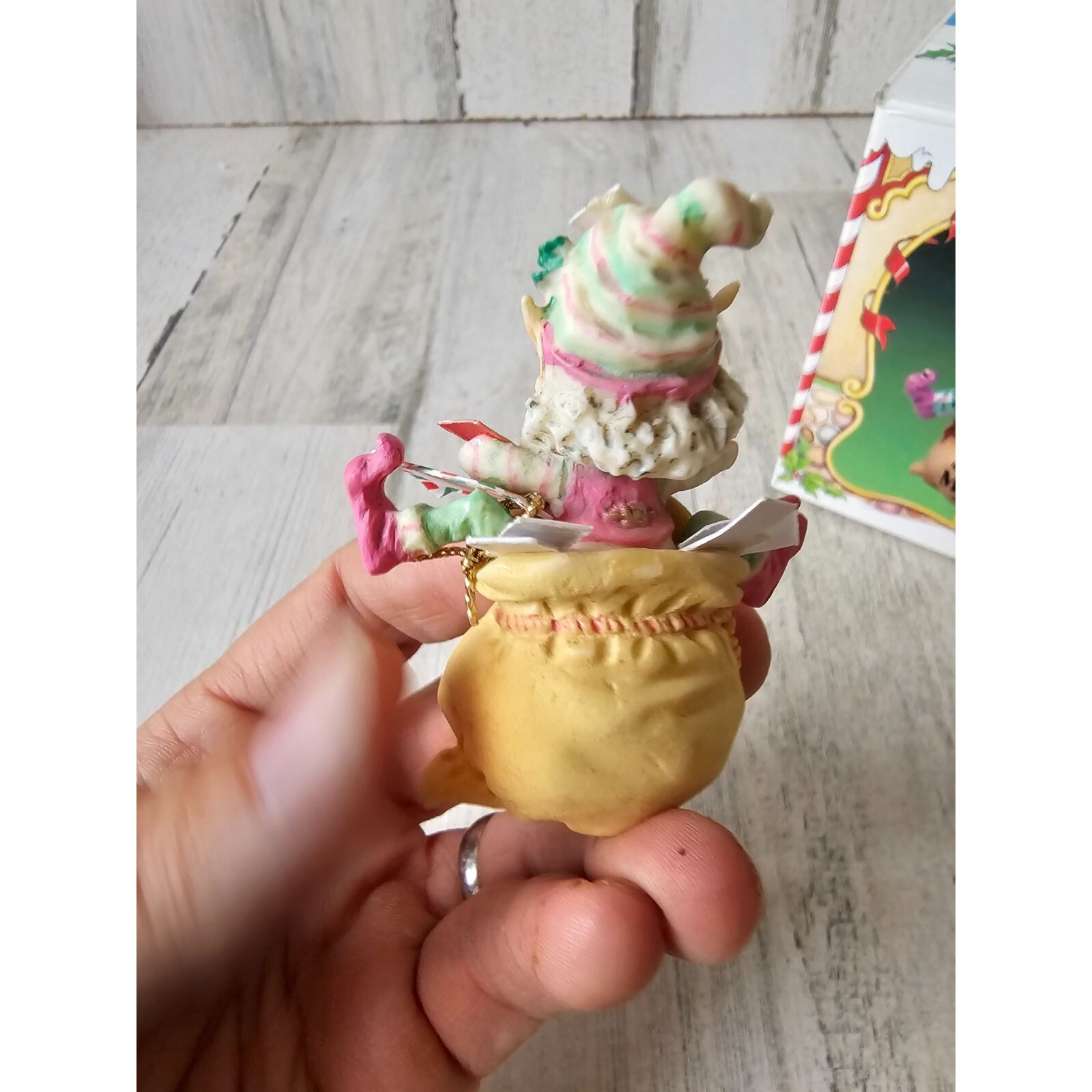 Enesco crinkles Sandi zimnicki North Pole village mail post office vintage rare