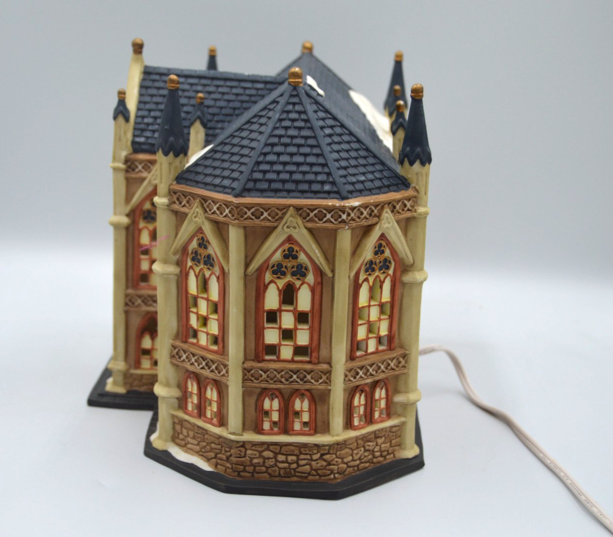 O’Well Christmas Cathedral Church 2001 Limited Edition Heartland Valley Village