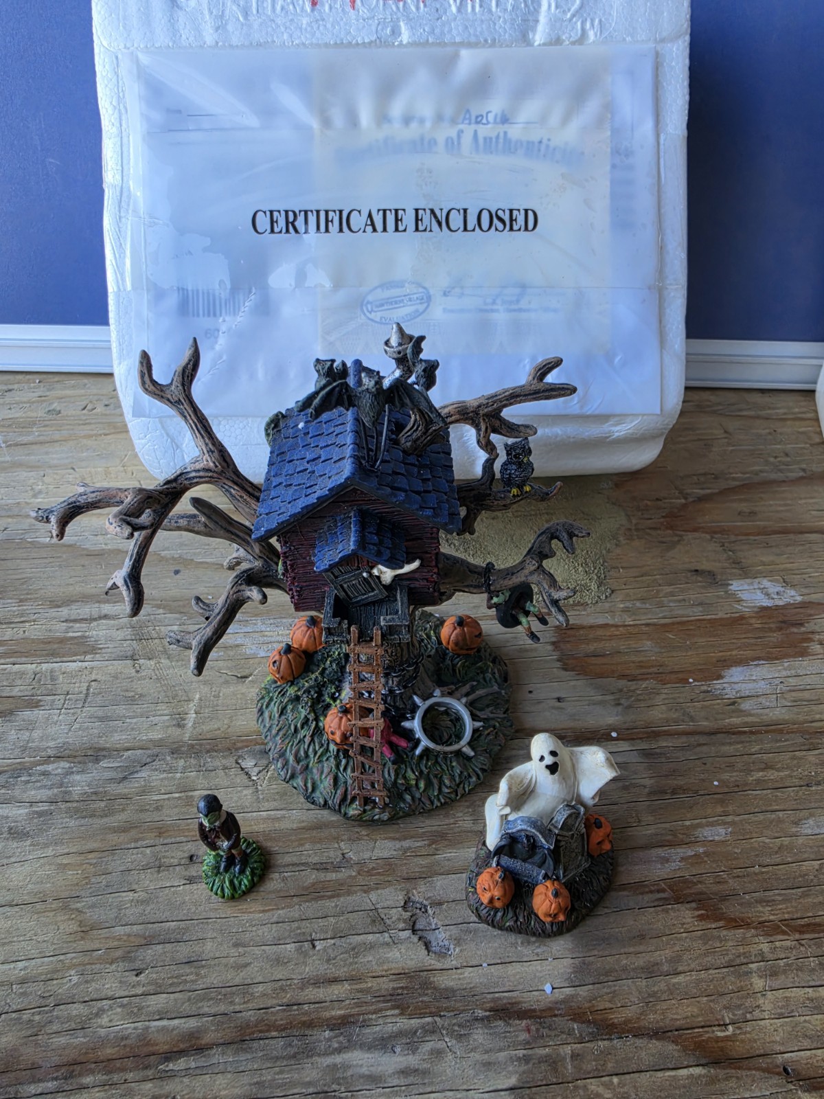 Hawthorne Village Munsters “Eddie’s Tree House” w/COA