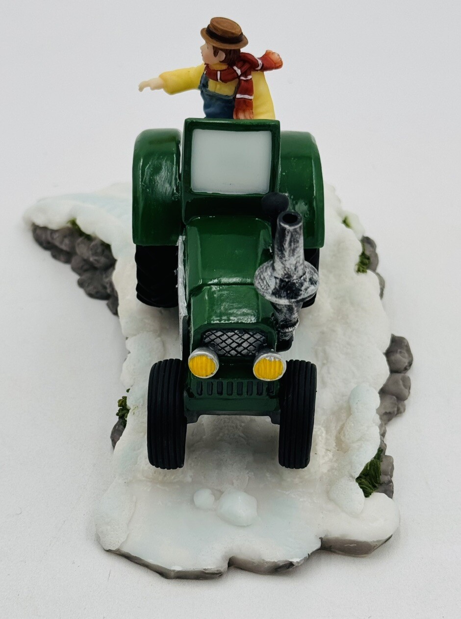 Heartland Valley Village O’Well Green Tractor Deluxe Village Accessory 9870841