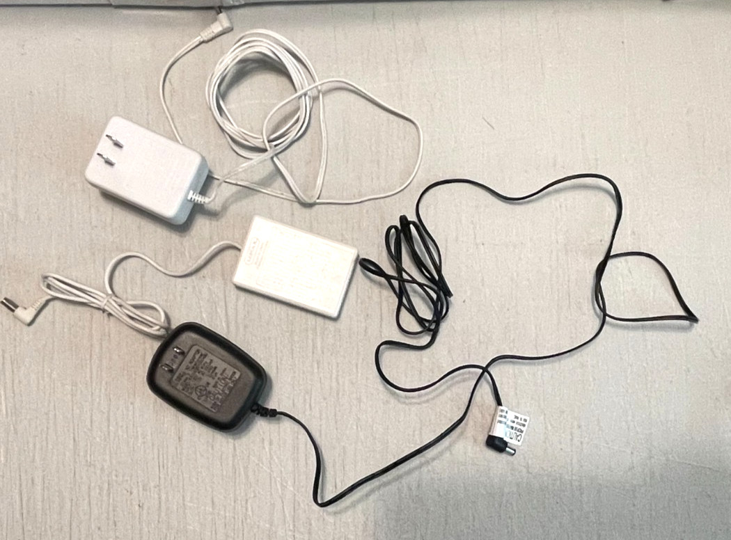 LeMax Battery Operated Adapter/Plug-in Adapter/ Ktec Plug-in Adapter Lot