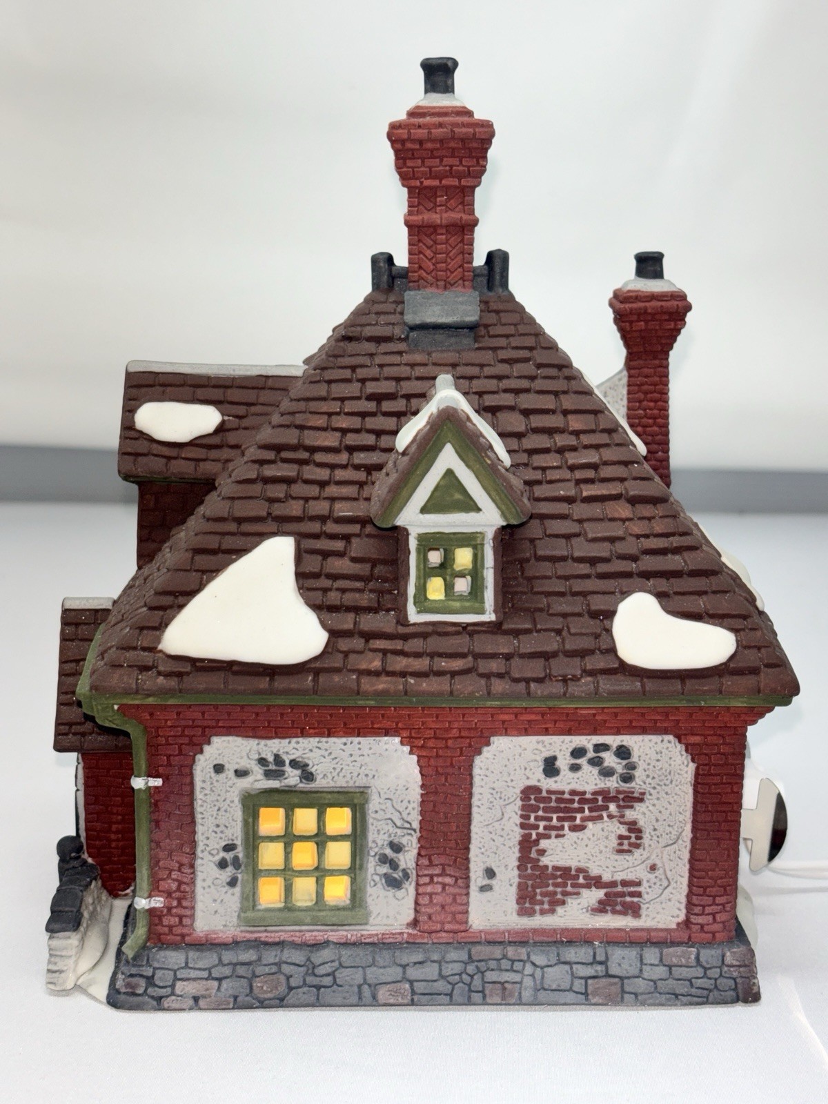 Department 56 Dickens Village Series WM. Wheat Cakes & Puddings Retired 1993