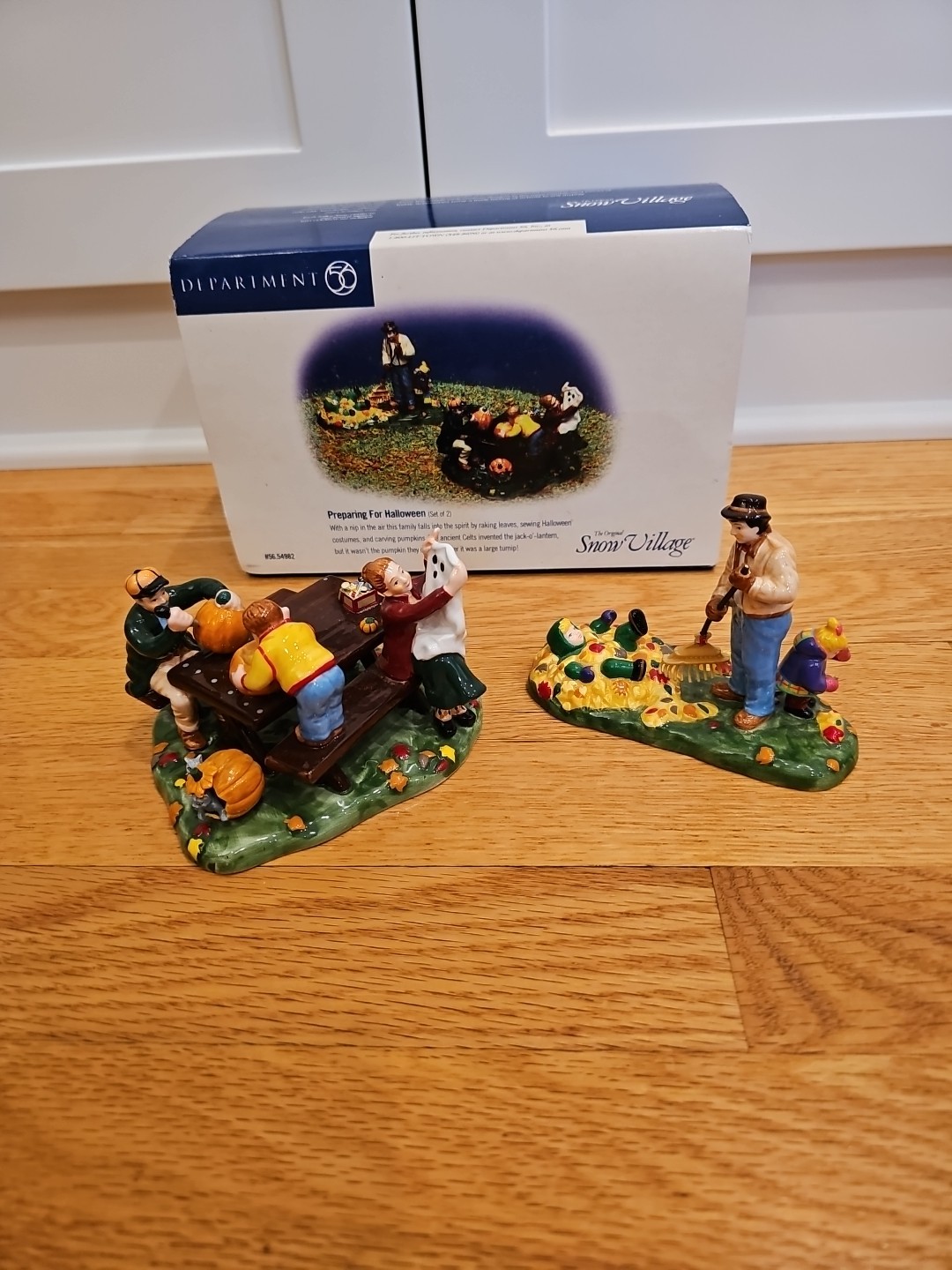 Dept 56 Preparing For Halloween Snow Village Halloween Accessory #54982 Vintage