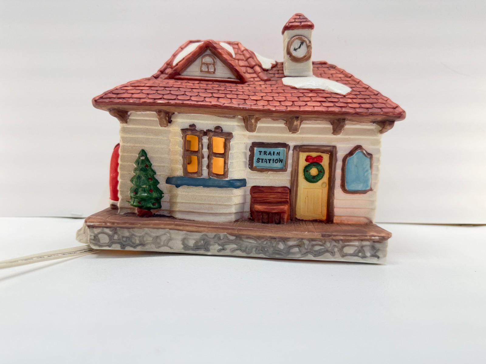 Vintage 1992 Holiday Expressions Dickens Lighted Train Station House In Box