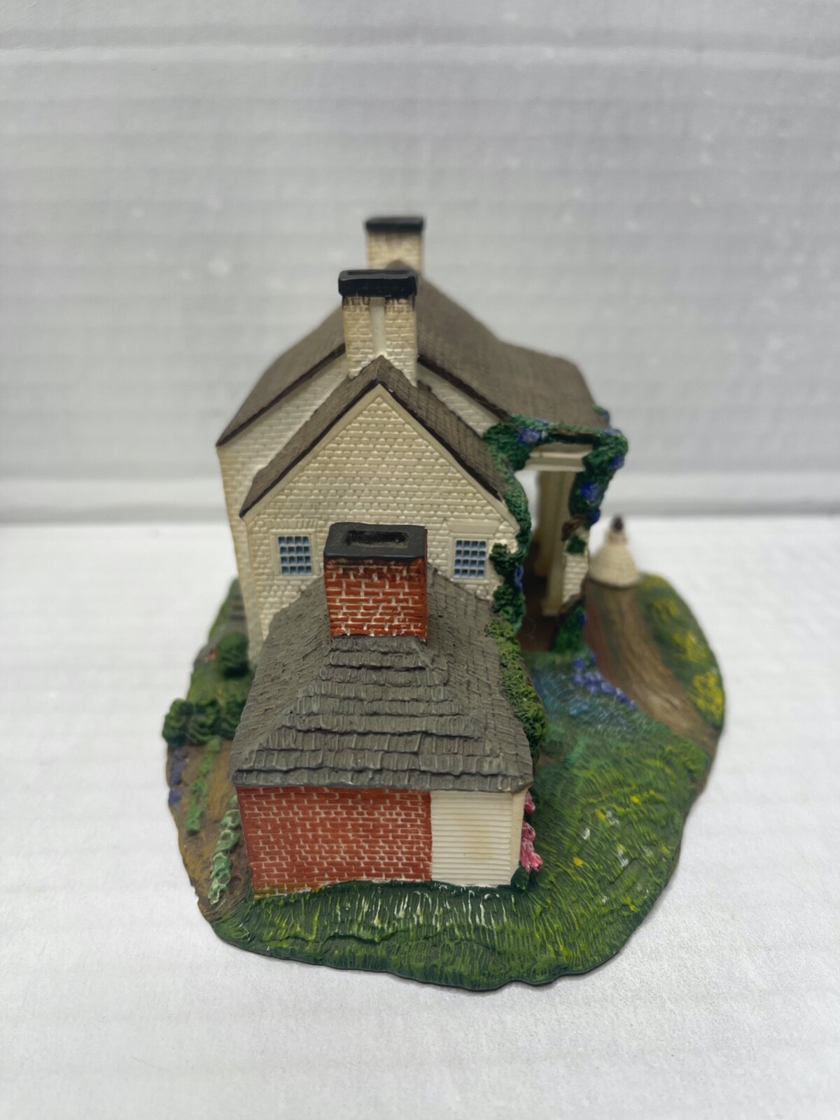 VTG Hawthorne Gone With The Wind “Tara…Scarlett’s Pride” Sculpture Registered