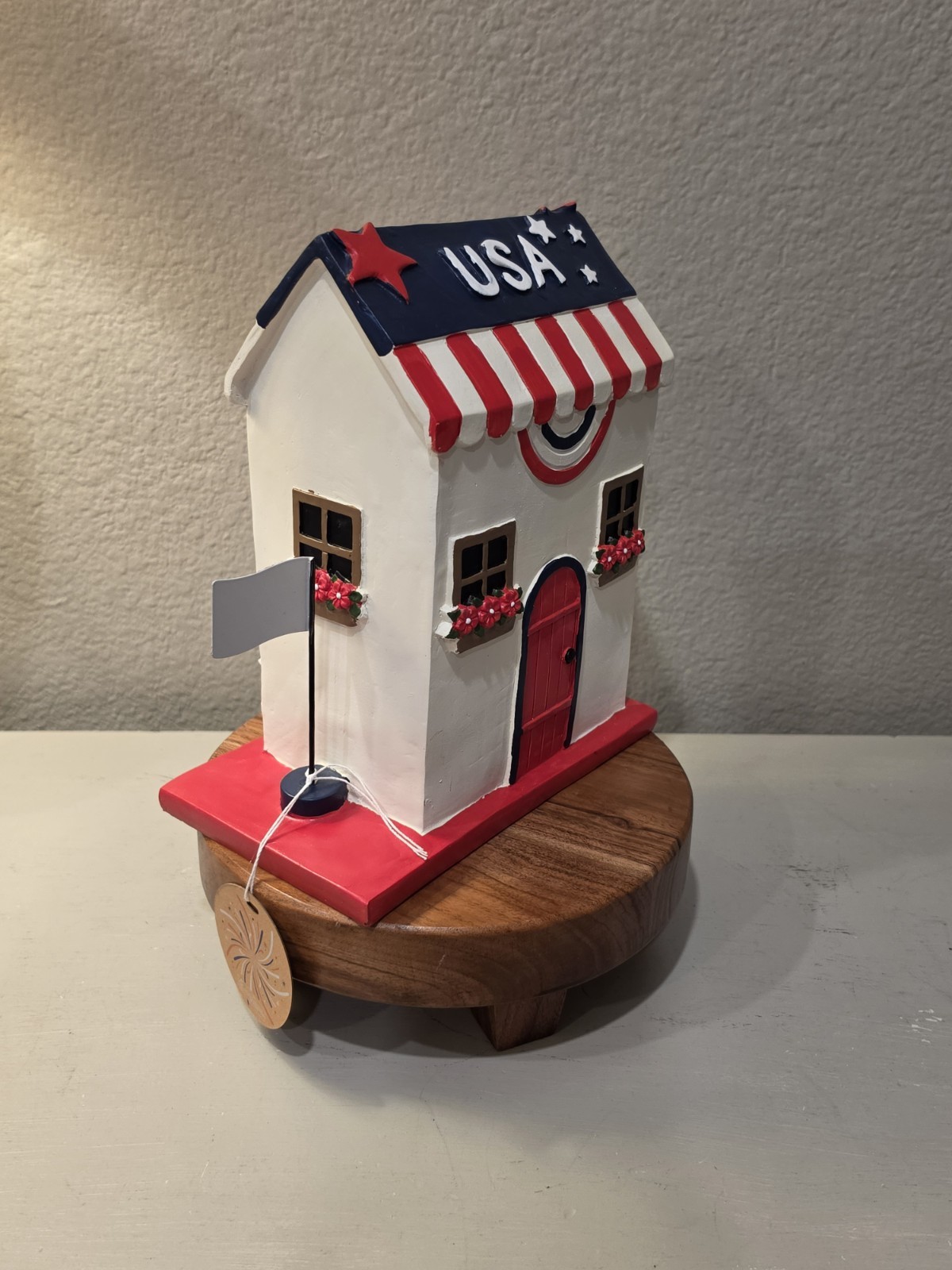 RARE Stars & Stripes Patriotic 250th USA Anniversary House w/ American Flag NWT