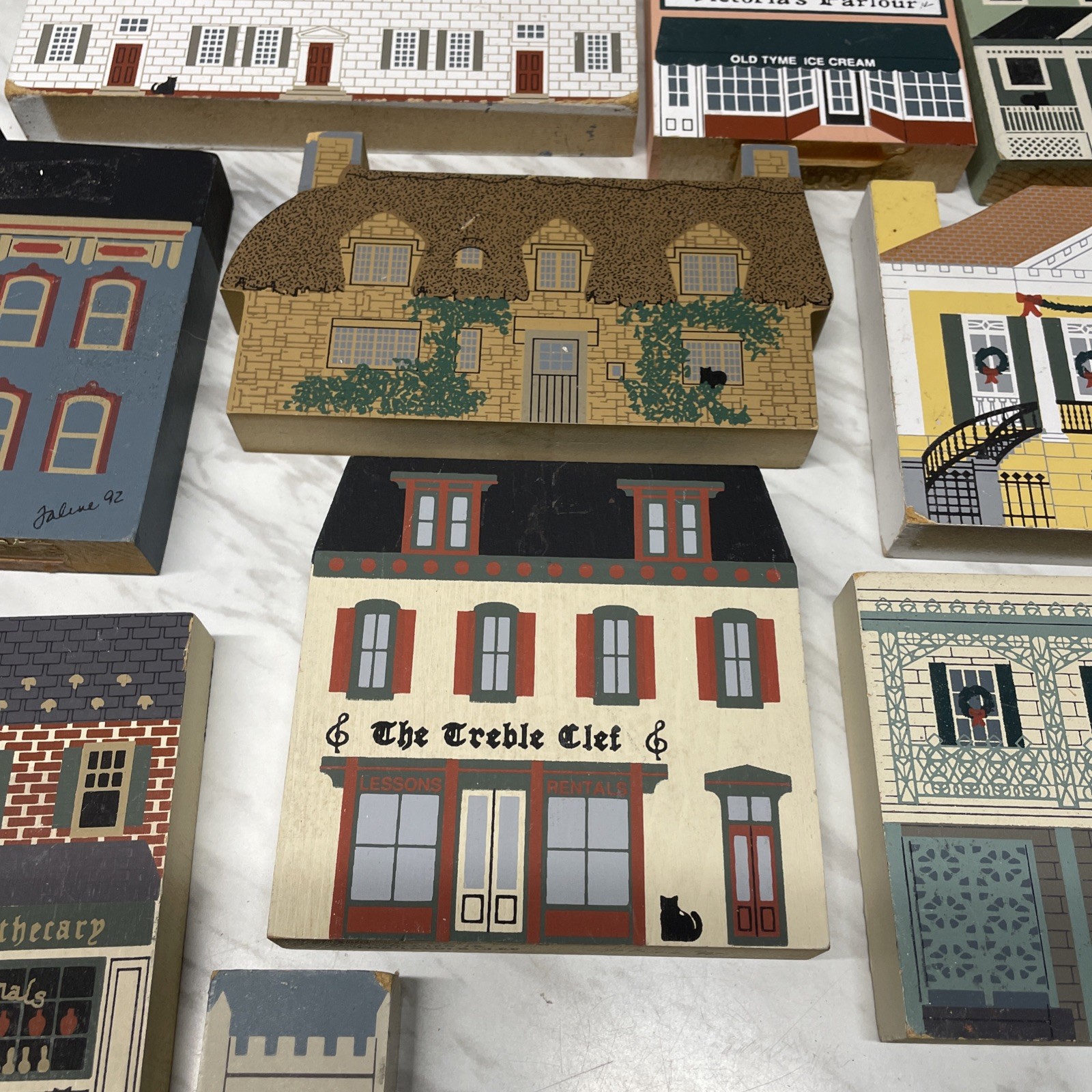 Vtg Mixed Bag Lot of 13 Cat’s Meow Village Collectibles Buildings
