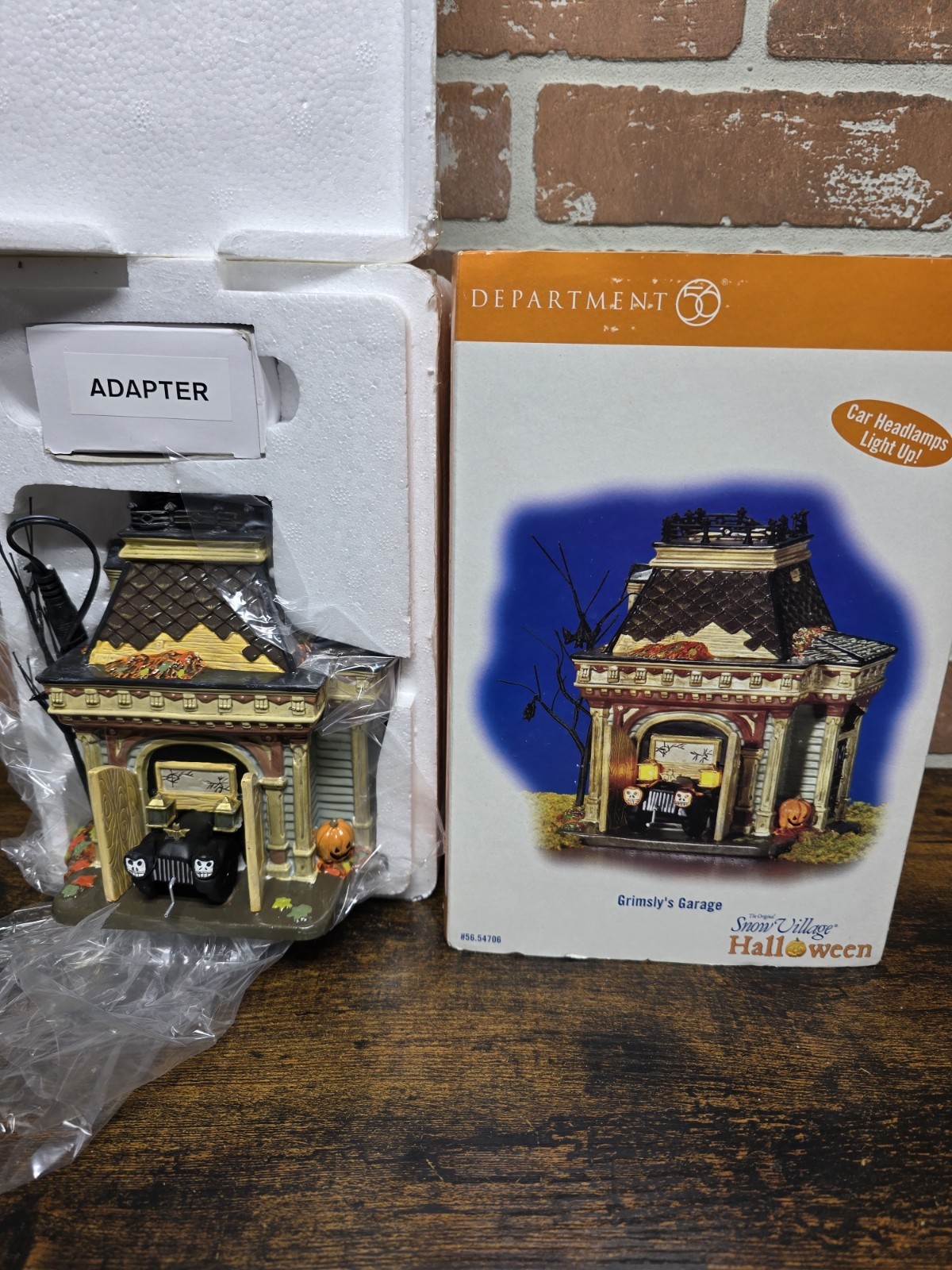 Vintage 2005 Dept 56 Halloween Village Grimsly’s Garage New Unused Retired Works