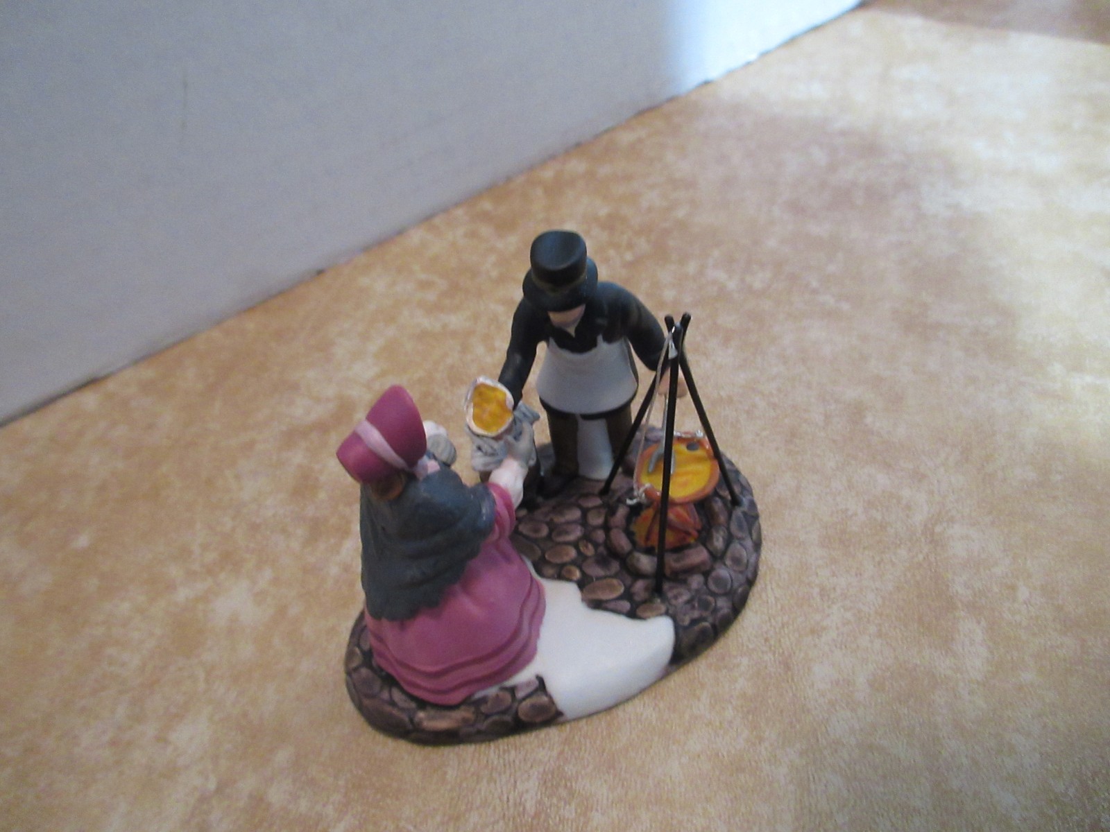 Dept. 56 Dickens Series 2010 Fish N’ Chips To Go 808896