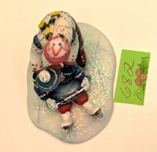 O’Well fallen skater children Christmas Village Figurine NO BOX INV682
