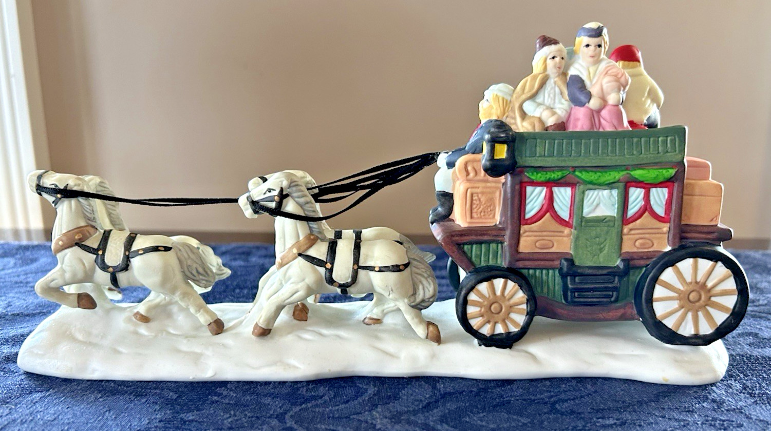 VTG Old Towne Horse Drawn Carriage Victorian Village 1995 Christmas Porcelain