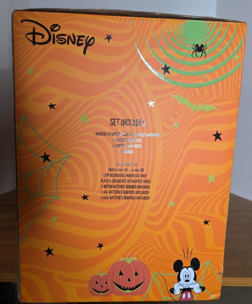 Disney Mickey & Friends Haunted House Halloween Village 9-Piece Set Lights NEW