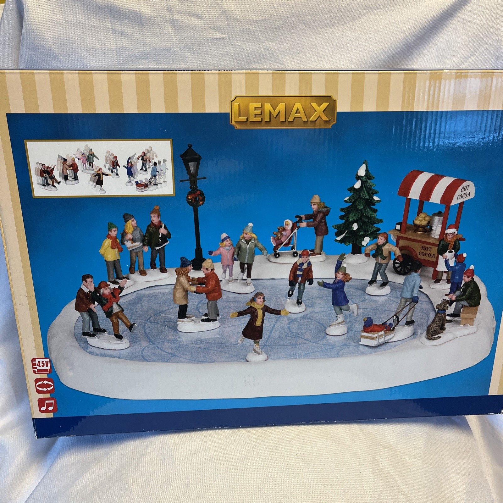 LEMAX Winter Village Ice Skating Pond Rink 2009 Musical Animated – 94048 *Read