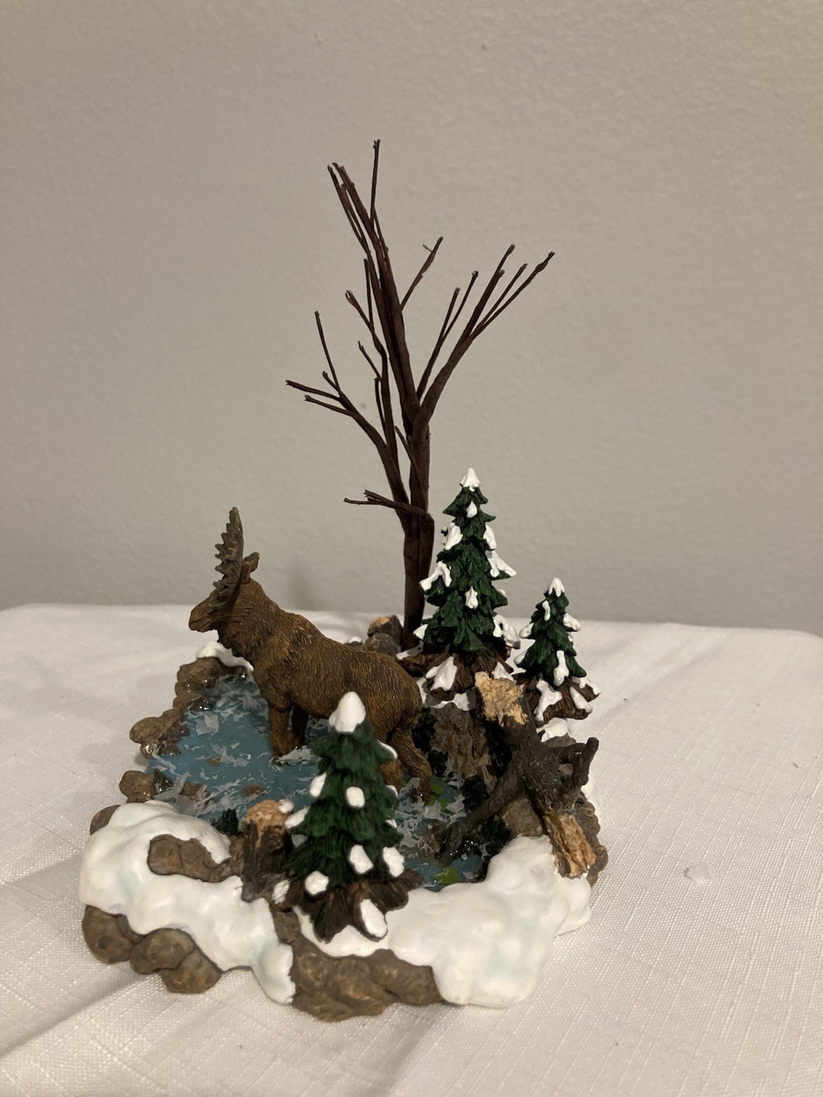 Dept 56 Village Accessory Moose In The Marsh (52742)