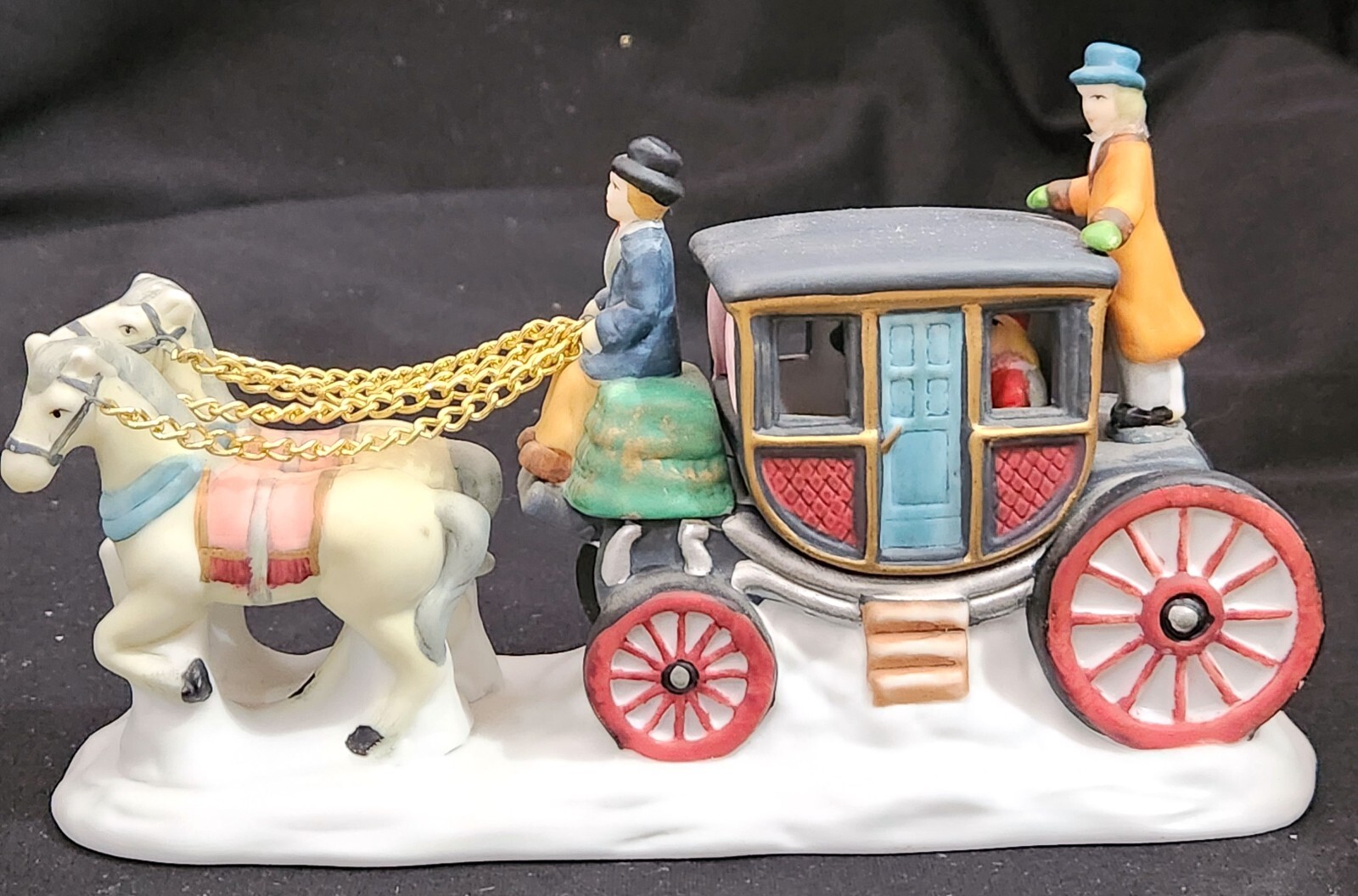 Dickens HORSE DRAWN CARRIAGE buggy Christmas Village building accessory DAMAGED