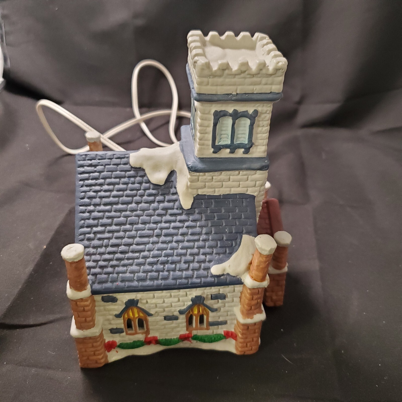 1994 Vintage Noma Dickensville Ceramic Christmas Village Church 8.5” Tall