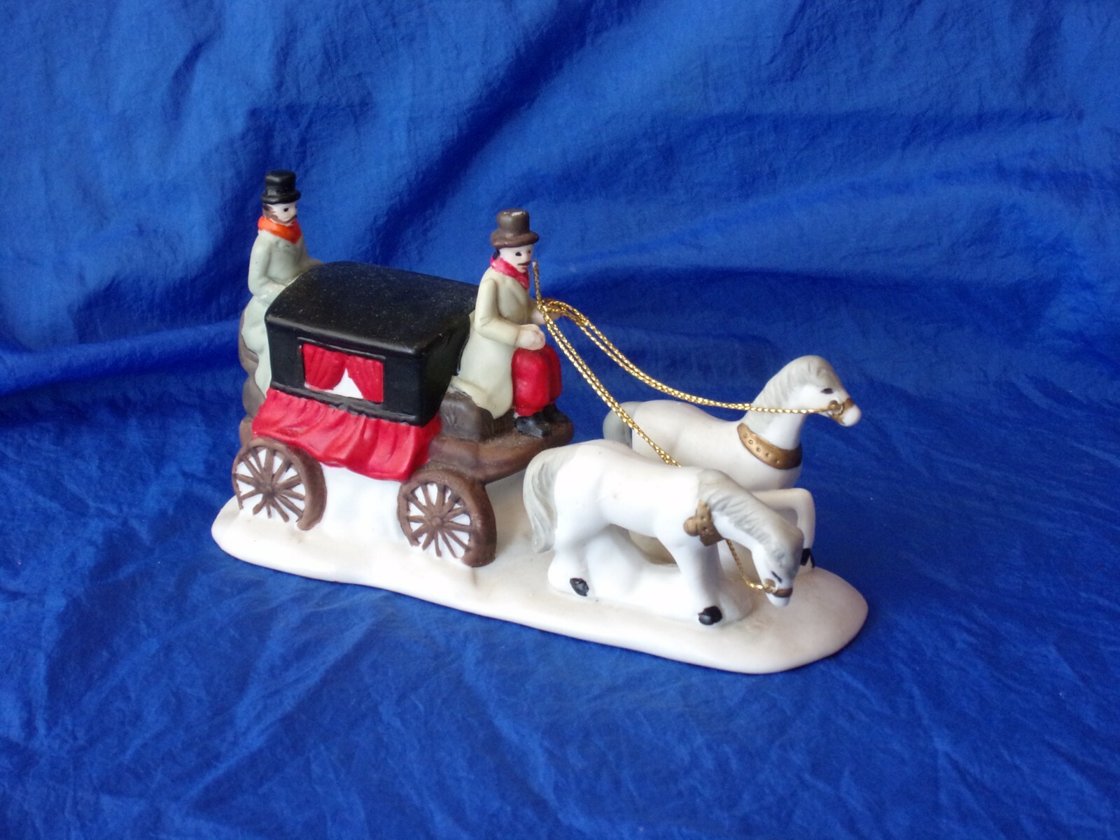 HORSE DRAWN CARRIAGE Santa’s Best Christmas Collectible Vintage 1991