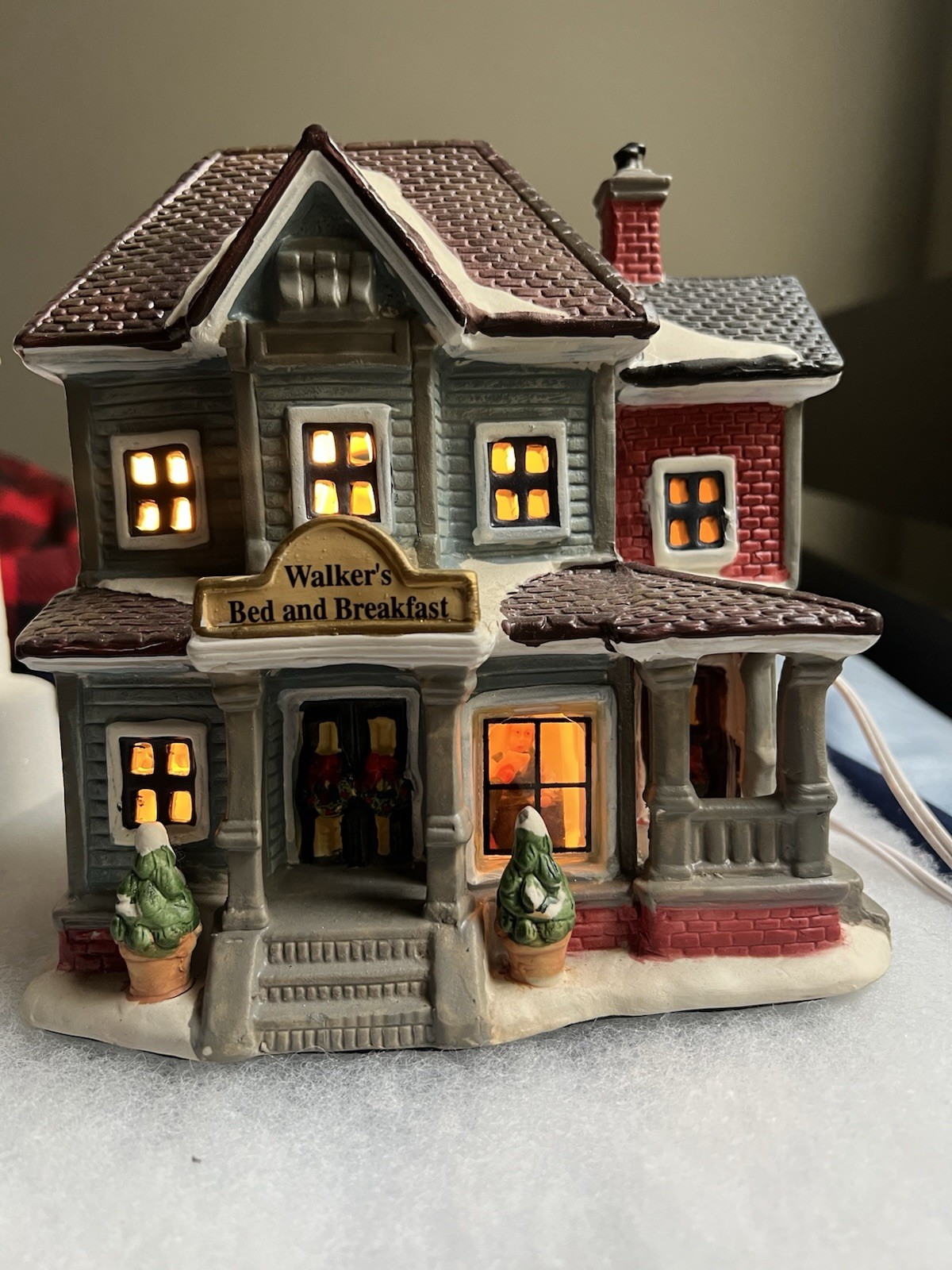 Christmas Village Accessories Set 26 Pieces, Approx. 2.5″ Tall