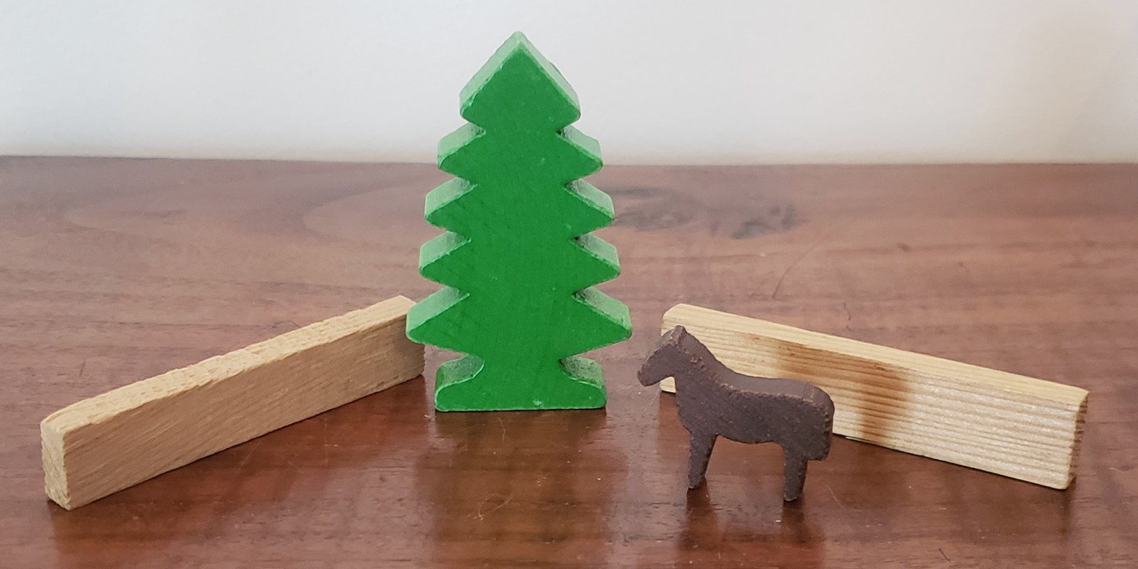 VINTAGE 9 PC Erzgebirge MINIATURE E. German VILLAGE Wood PUTZ CHRISTMAS #1