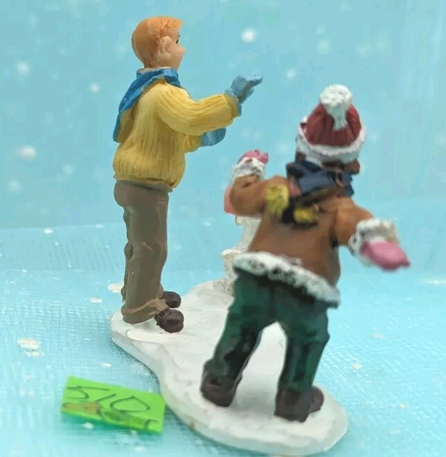 Children playing spotted dog Christmas Village Figurine NO BOX INV510