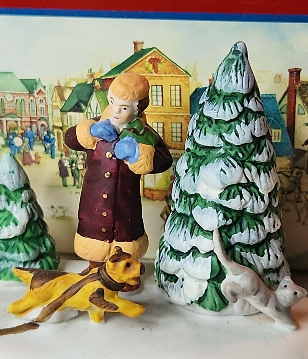 LEMAX “Rover’s Loose!” Dog &Cat Christmas Village Accessory Retired IOB