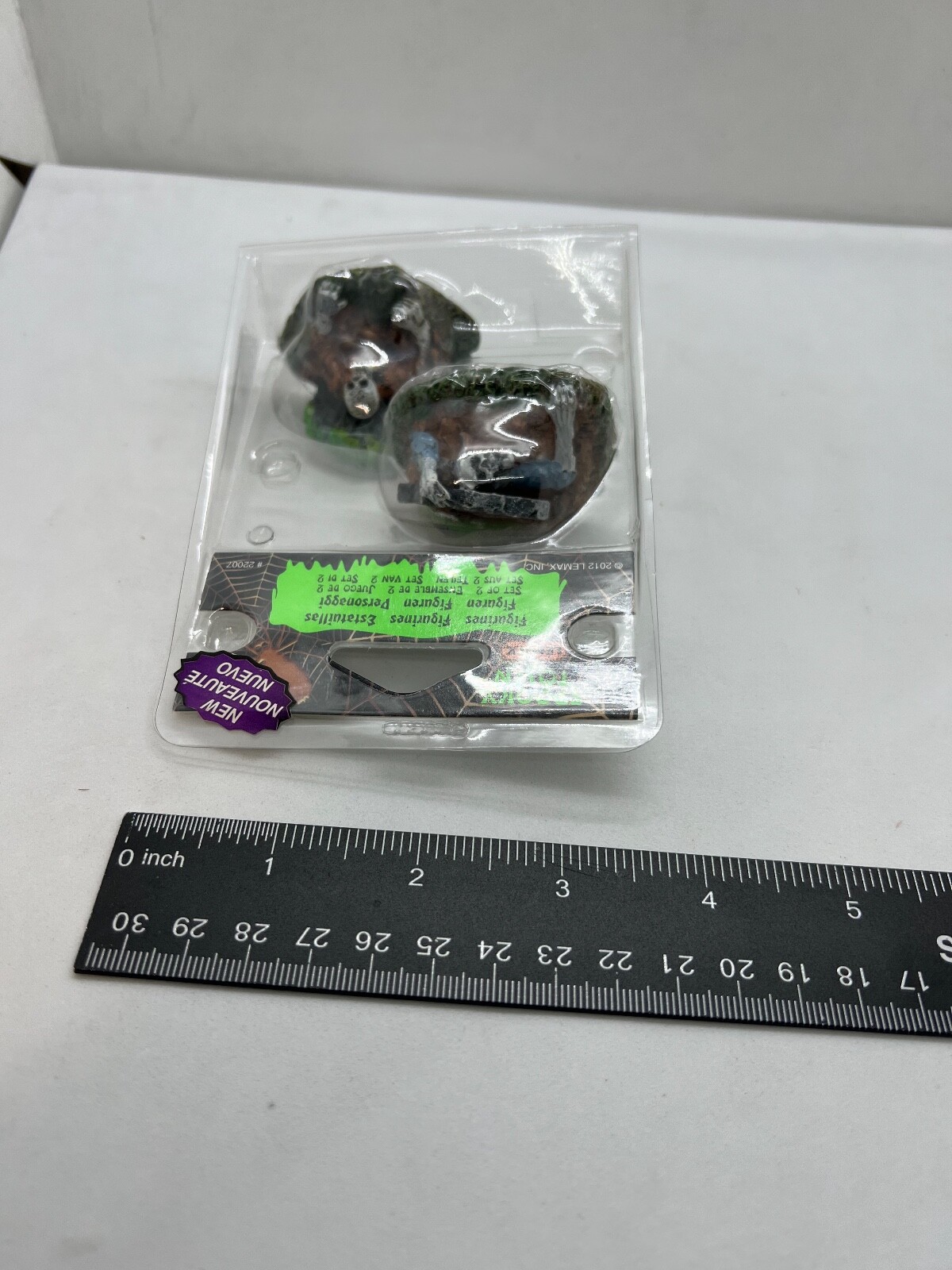 22007 Lemax Spooky Town Halloween Village Decor Zombies Set of 2 Figurines 2012