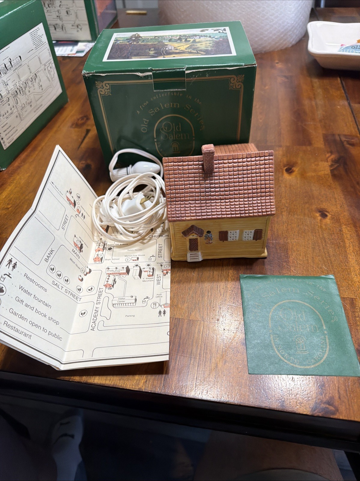 Vintage Old Salem Series Ceramic Miksch House 1992 NC With Light, Map, Box