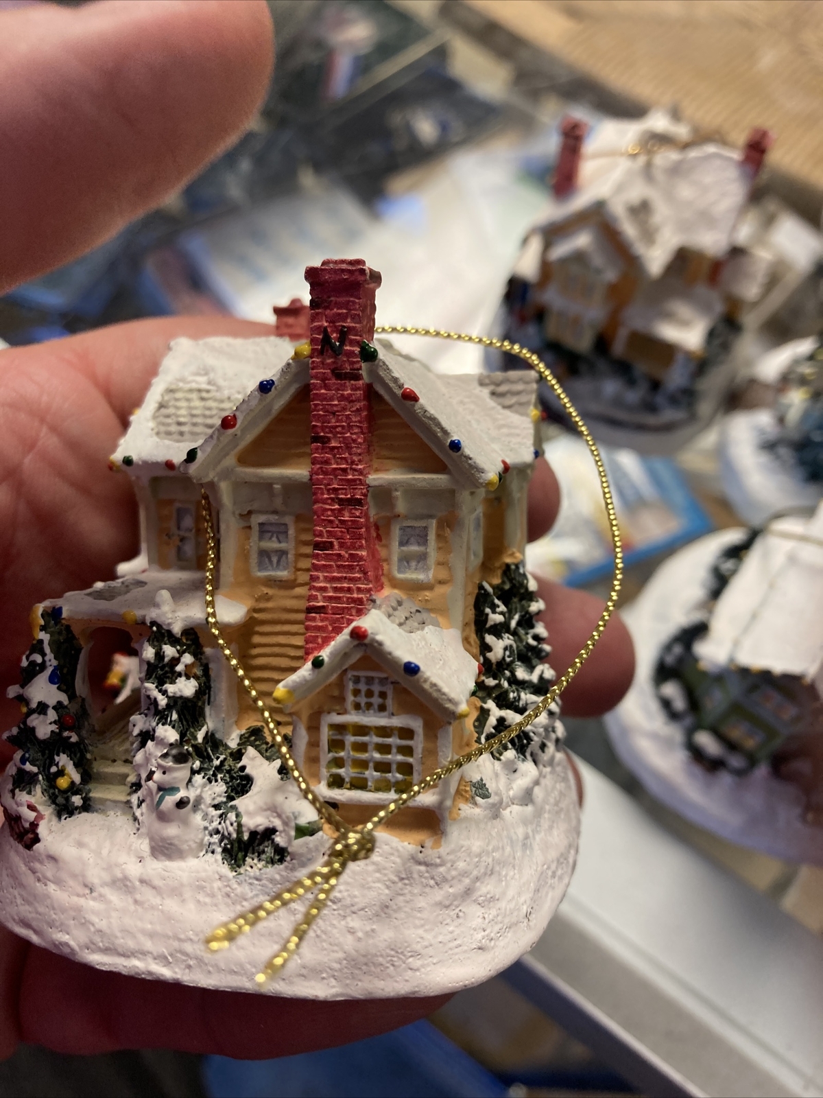 3- 2000 THOMAS KINKADE Winter Memories ILLUMINATED HOUSE ORNAMENT – 3″