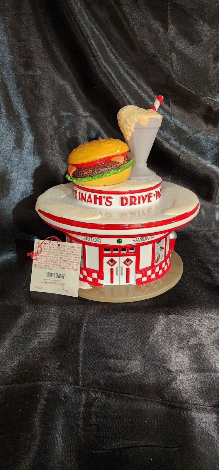 Dept 56 The Original Snow Village “Dinah’s Drive-In” #54470 Item#284