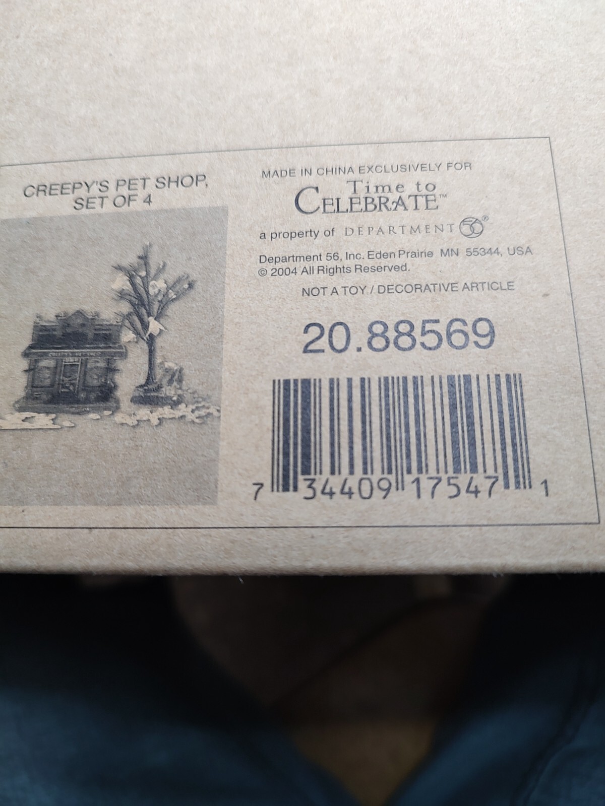 Dept 56 Halloween 2004 2088569 Time to Celebrate Creepys Pet Shop Rare Video NIB