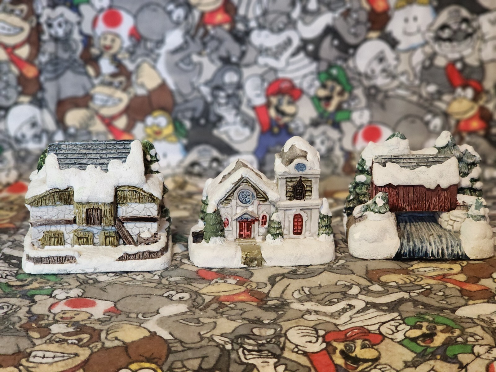 1989 RSVP American Rustic Series Painted Country Christmas Cottages Lot of 7