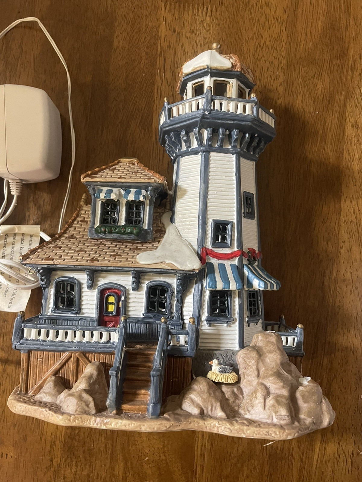 2003 Lemax Bird Rock Lighthouse With Rotating Light. Missing flag