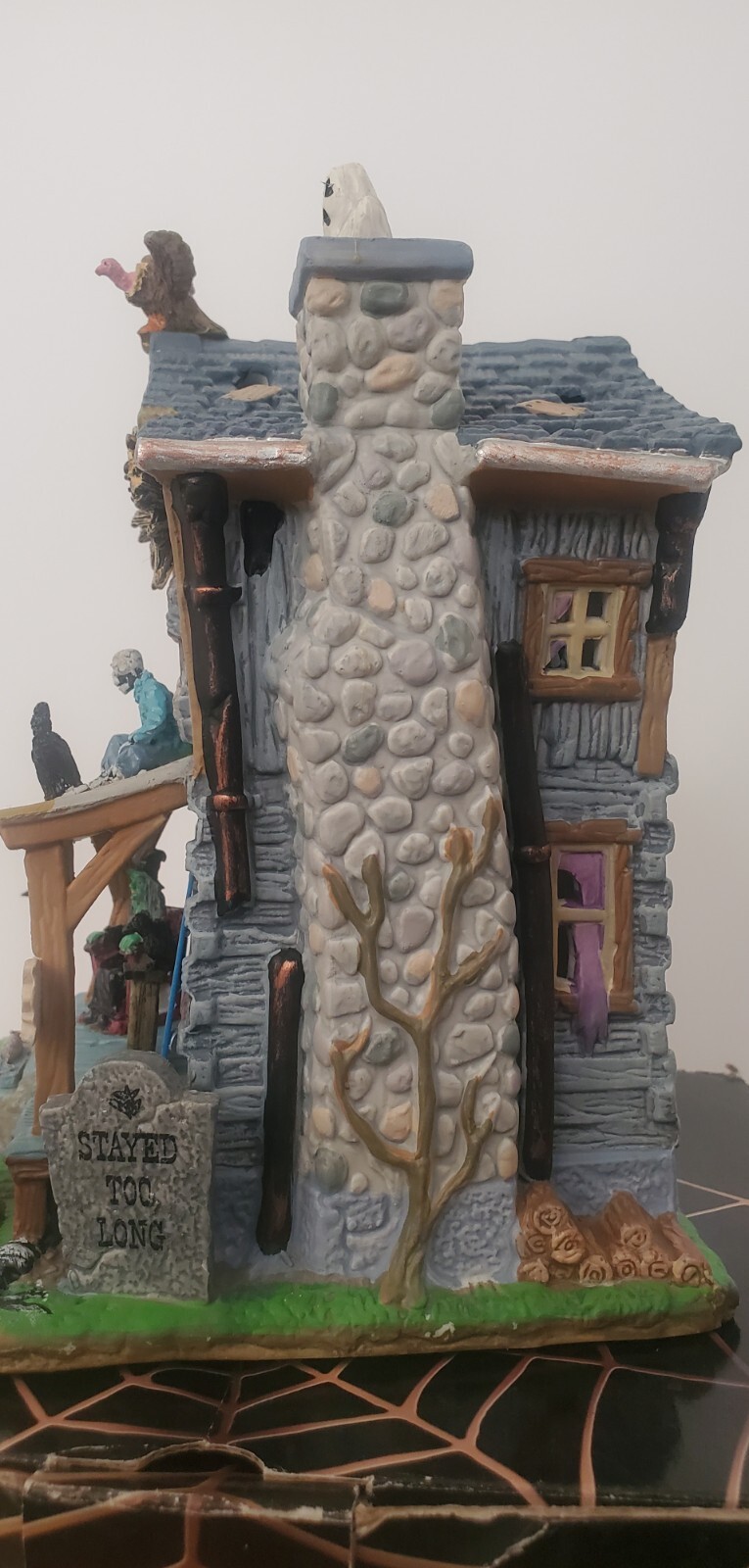 2010 Lemax Limited Edition Halloween Spooky Town Haunted Cabin
