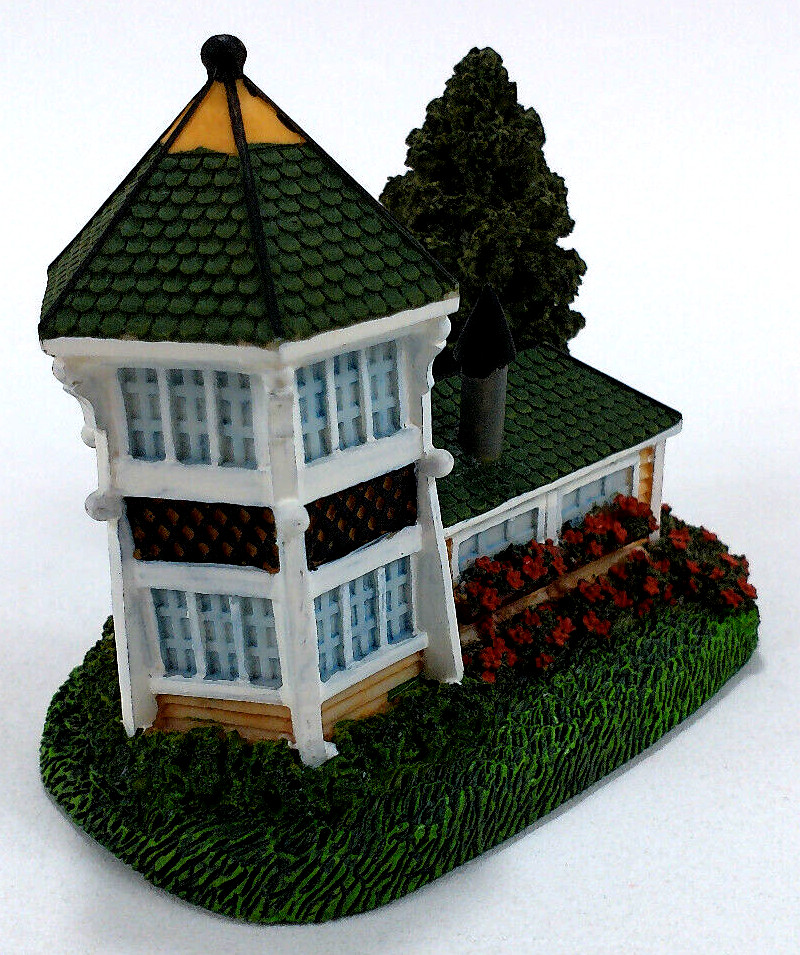 Vtg LIberty Falls HSE10b Gadiel Studio 1999 International Resourcing Inc