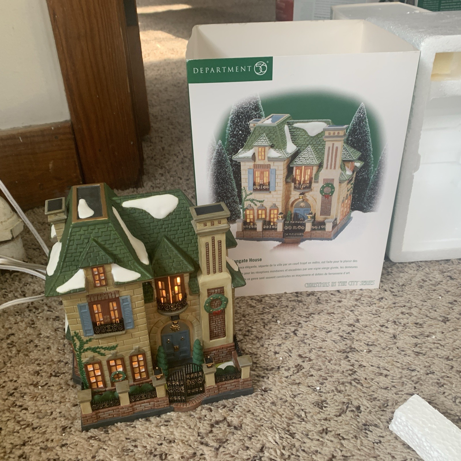 Department 56 58915 Garden Gate House Christmas Lighted City CIC