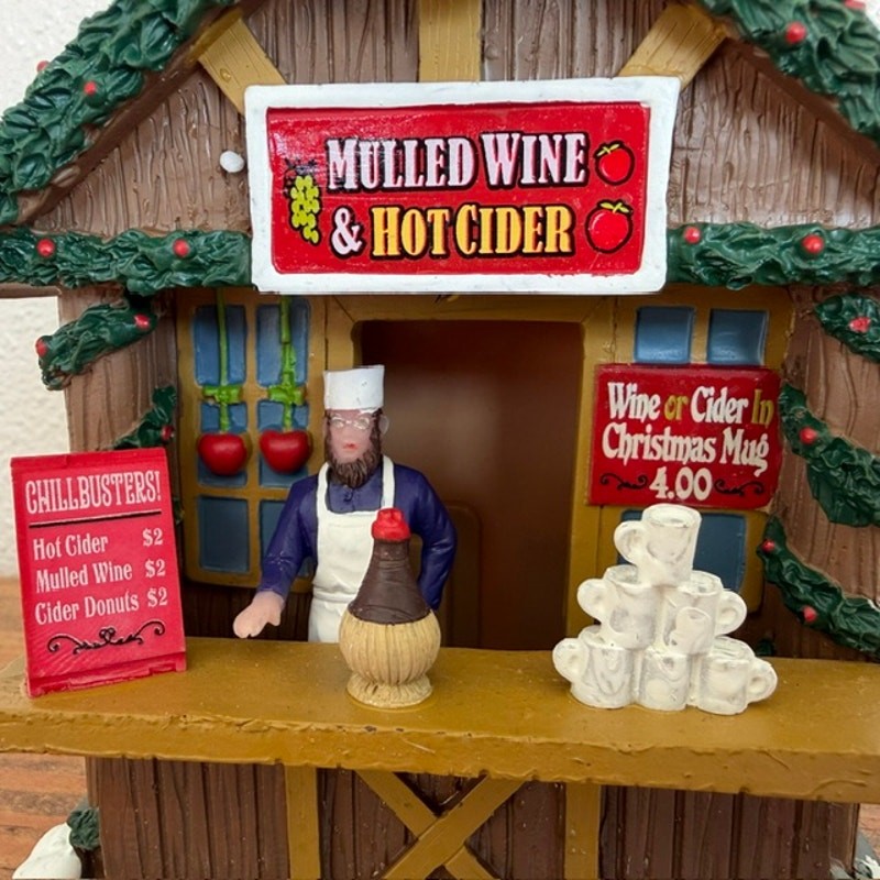 Lemax Mulled Wine & Hot Cider Stand Market Stall Vendor -2020 – working Light