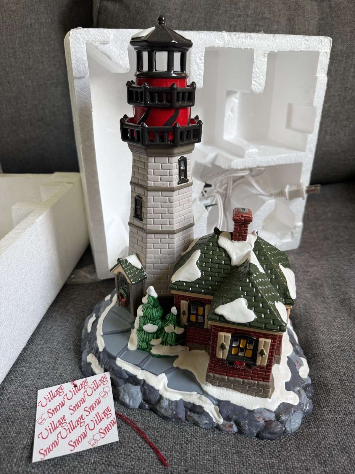 Department 56 Christmas Cove Lighthouse Original Snow Village Lighted #54836