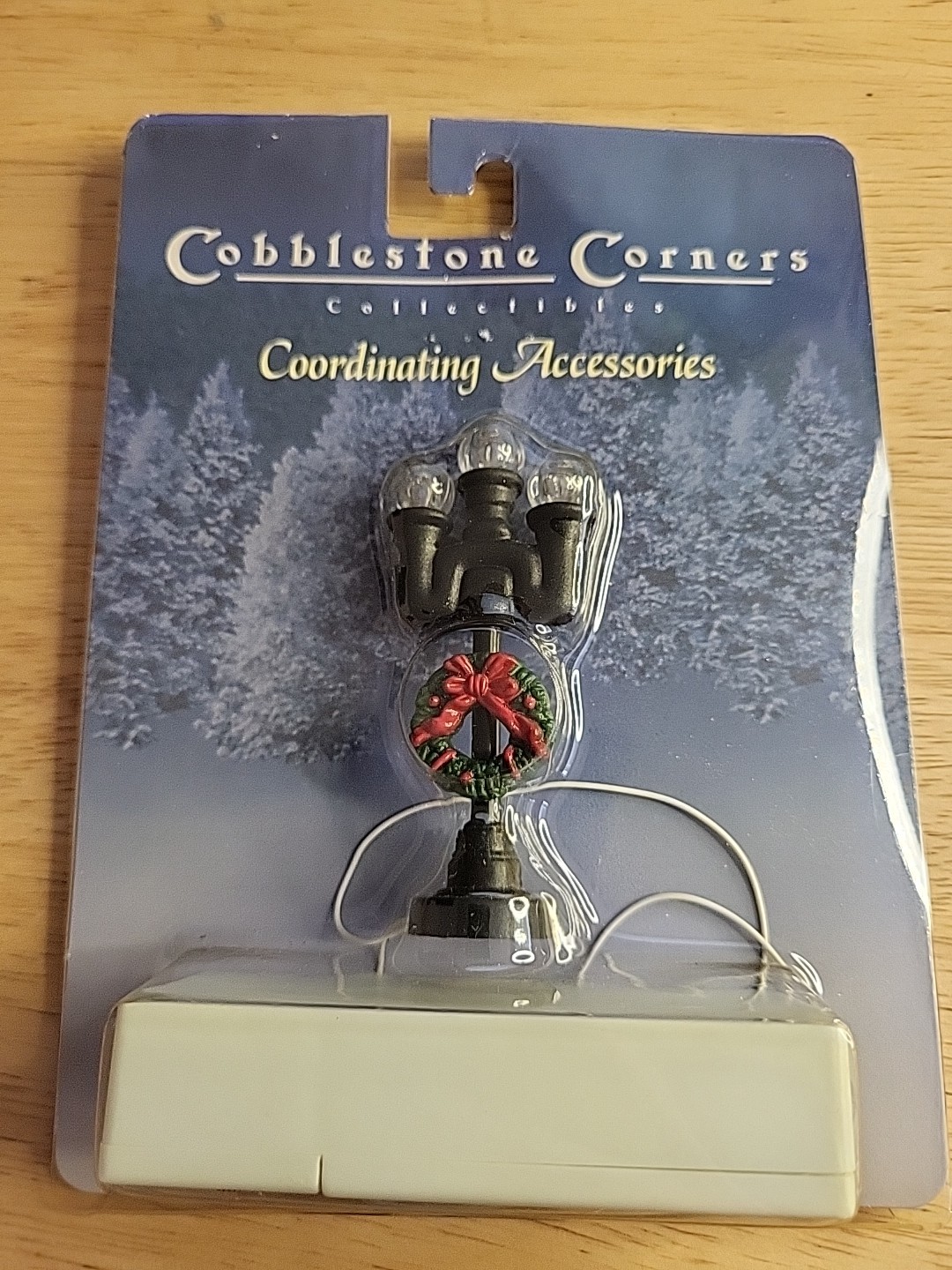 Holiday Snow Village 3″ Lamp Post-Light Up 2-AA Batteries Christmas