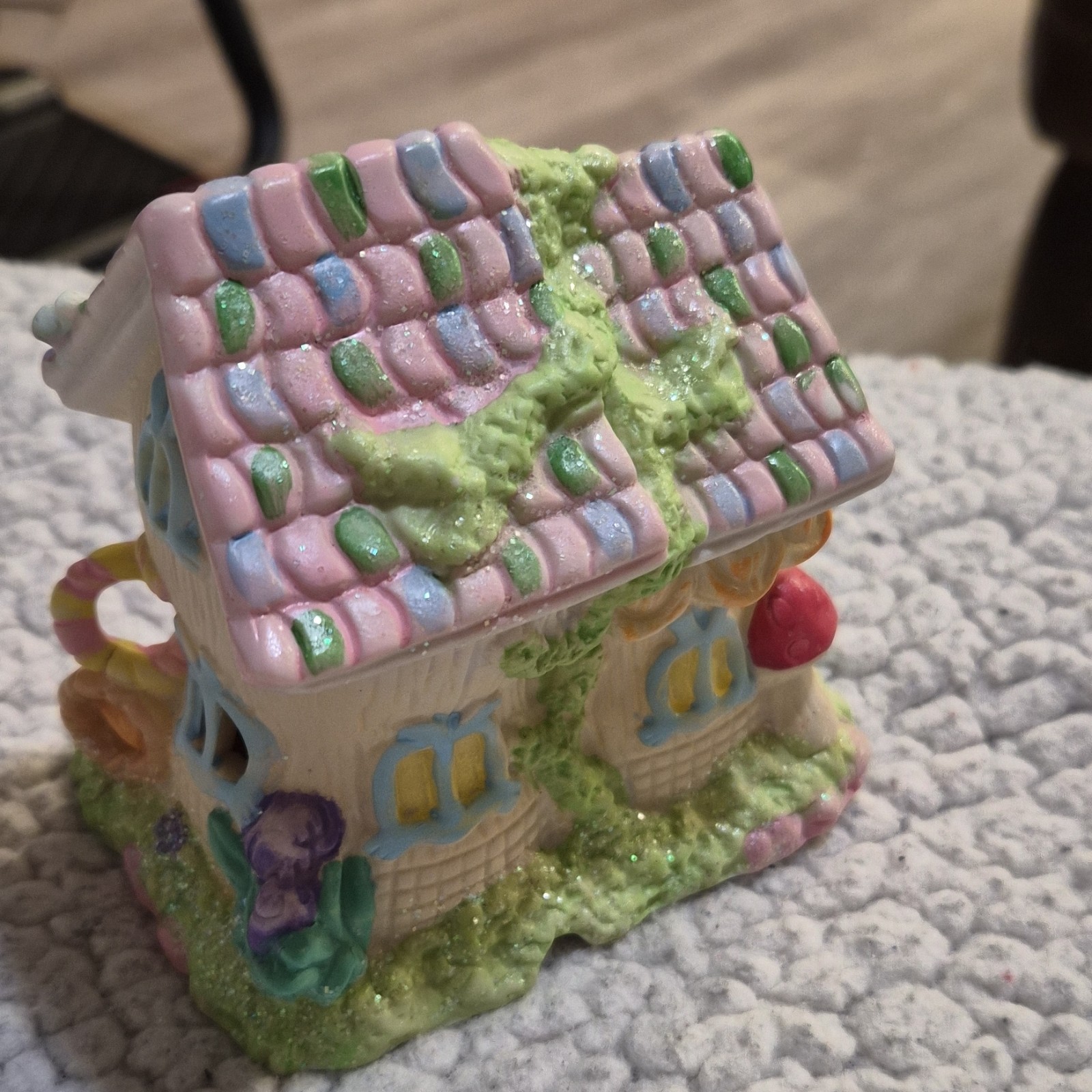 Hoppy Hollow Easter Village Ceramic Houses & Fence Set Hand Painted 2003