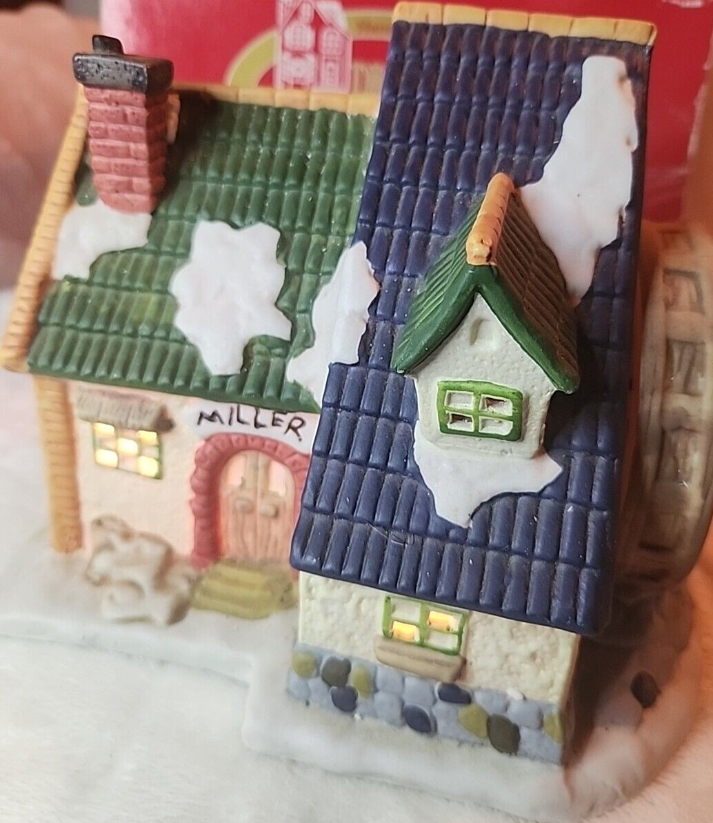 Dickens Collectables “Miller House” Grist Mill Christmas Village IOB w/cord