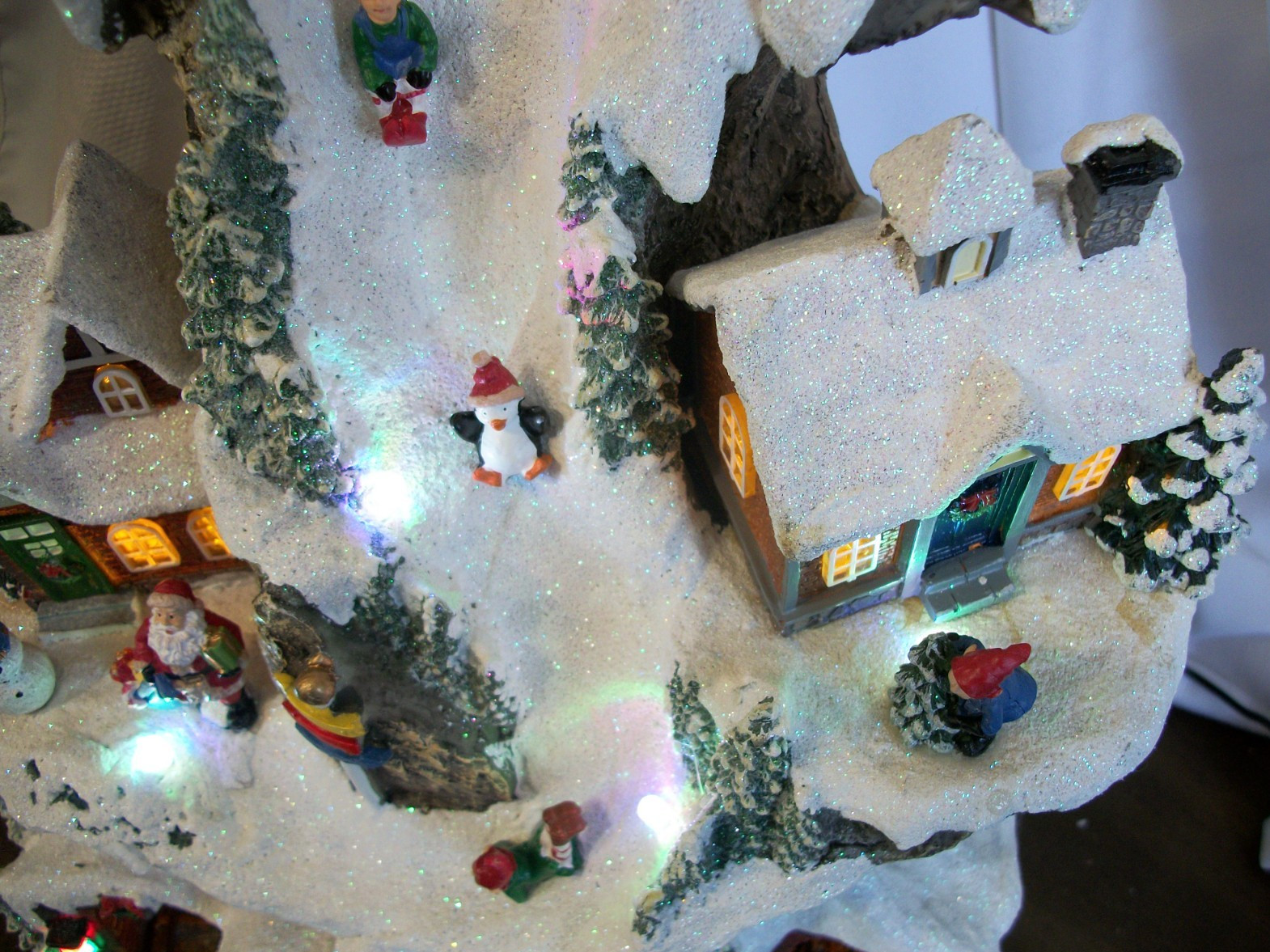 Holiday Living Christmas Santa Village Train Animated Music Lights 18″ Train
