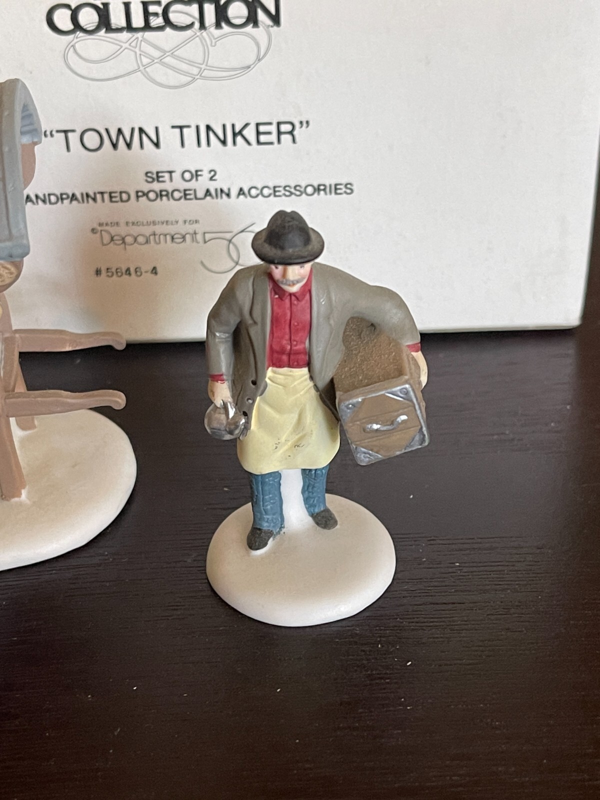 Town Tinker #5646-4 Dept. 56 The Heritage Village Collection (with box)