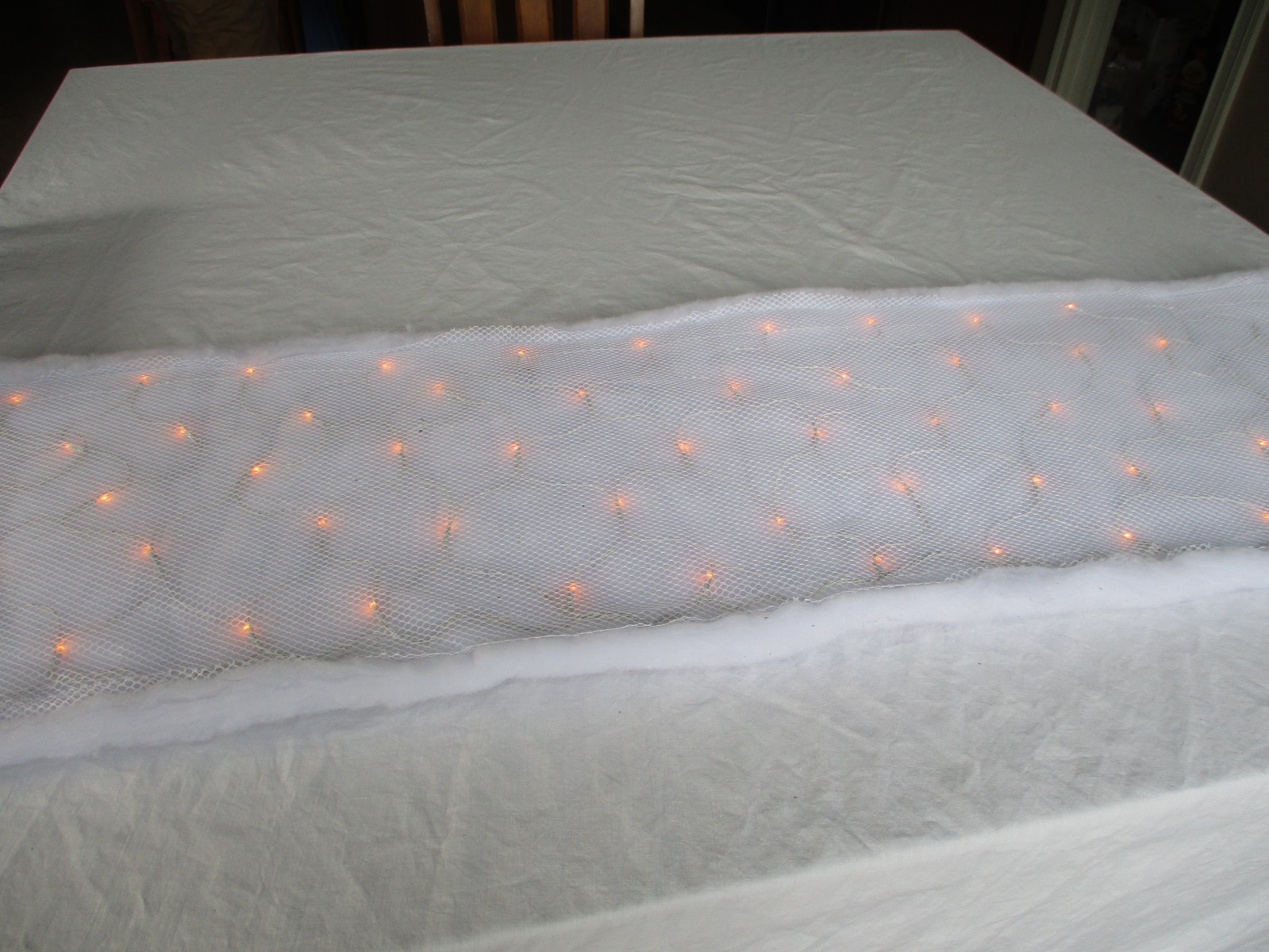 Christmas Village Lighted “snow” Electric Table Runner 48 X 14 Inches 3 Settings