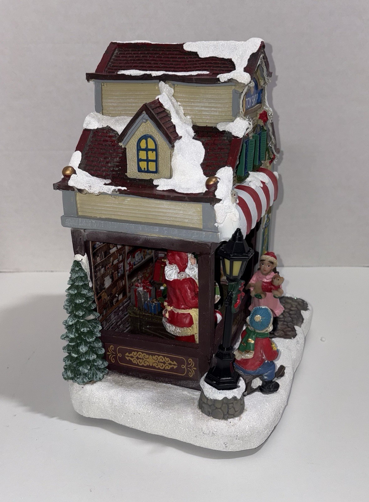 Moments in Time Christmas Village Toy Shop Lights Music Animated *VIDEO*