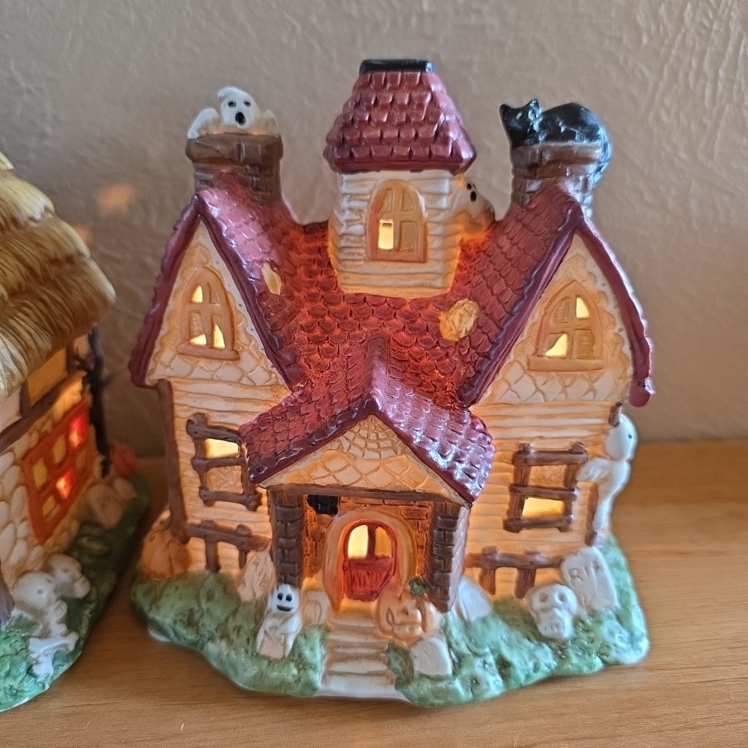 Vintage Halloween Carson Dragon Inc. 1992 Lighted House Witch Ghost Pumpkin Lot