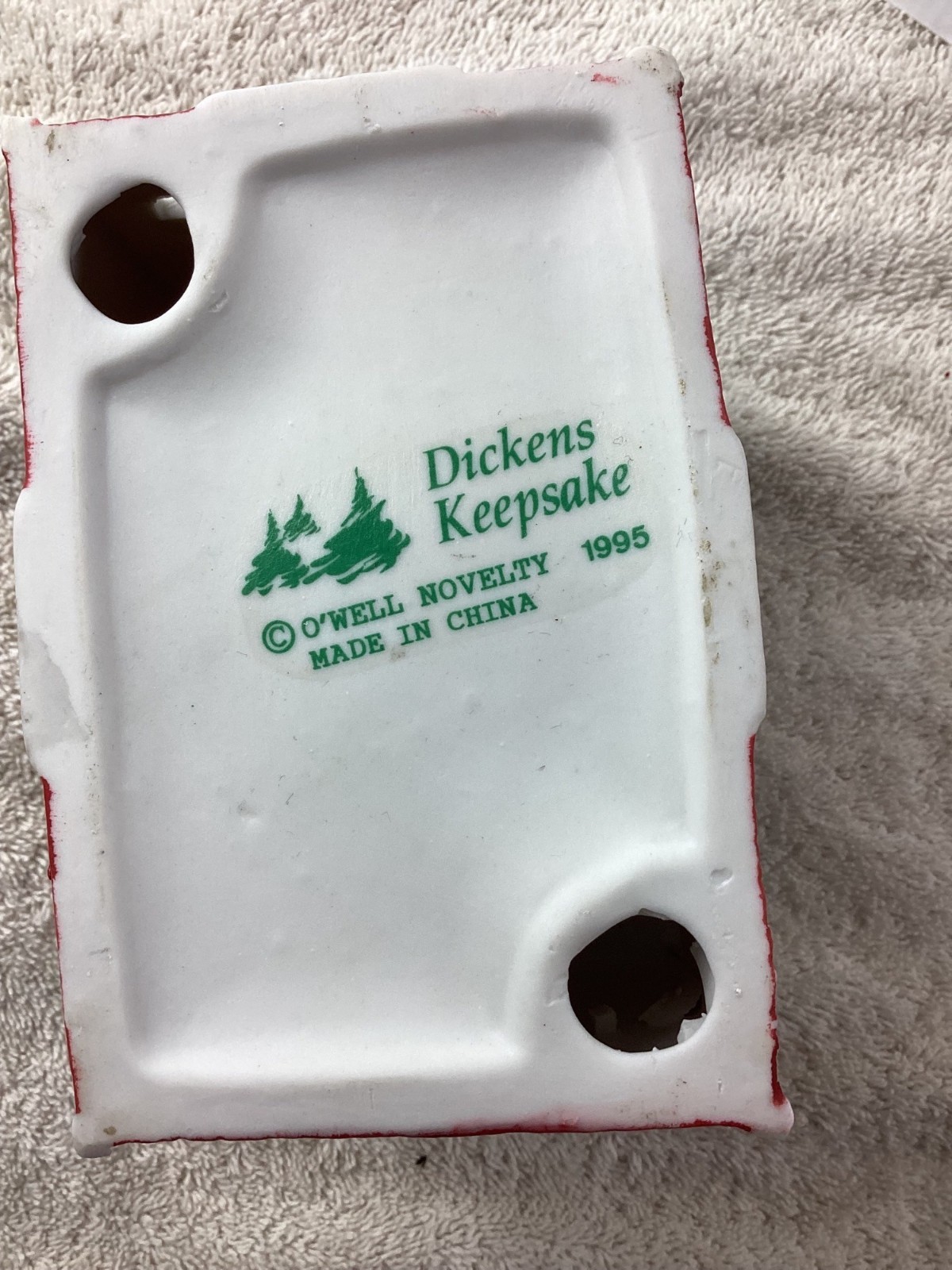 Dickens Keepsake 1995 Red/White Ceramic Barn*Snow Accents*Christmas Display*EUC