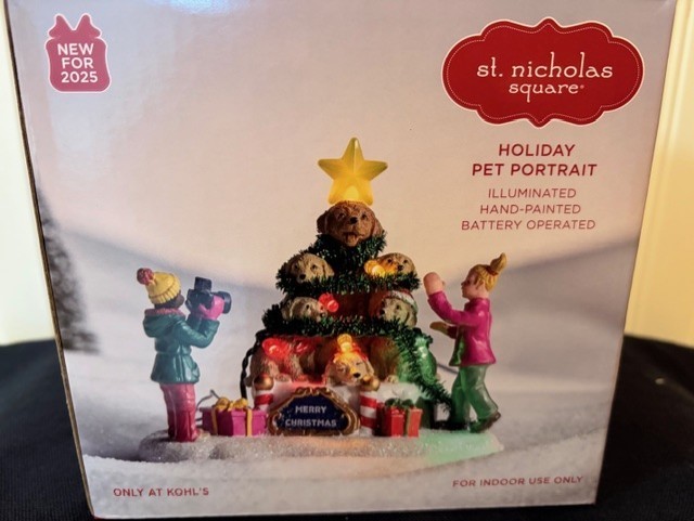 St. Nicholas Square Holiday Pet Portrait Table Decor