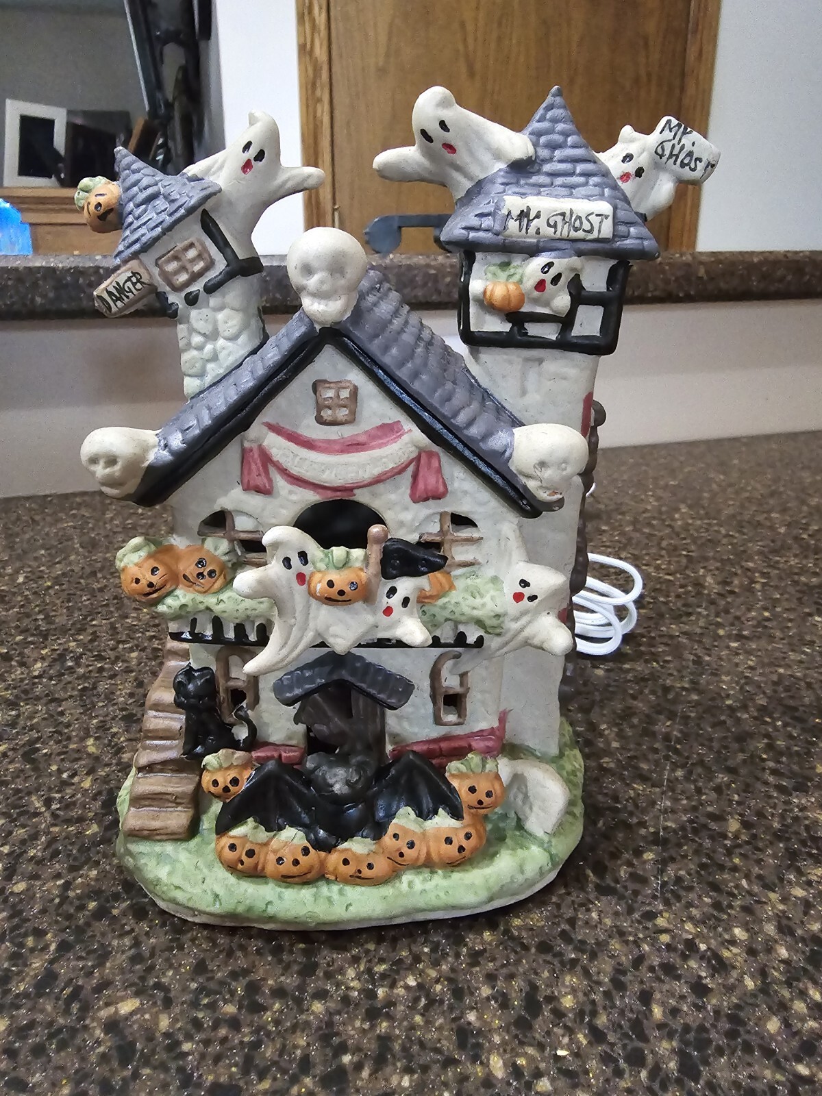 Vtg Haunted Haven Ghosts Lighted Hand Painted Porcelain TESTED & WORKS!!!