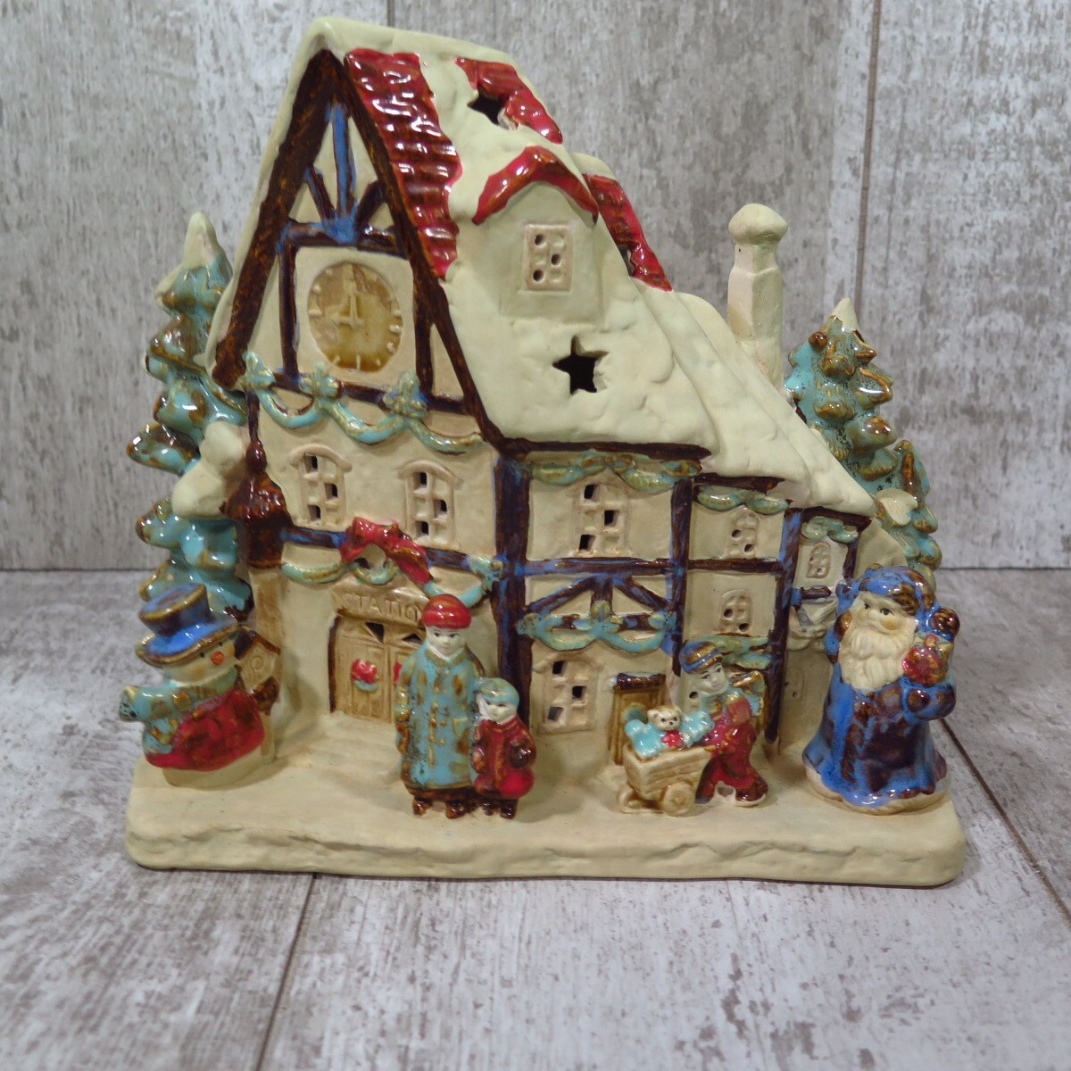 Holiday Christmas Station Snowman Santa Village 7 3/4″ Tall