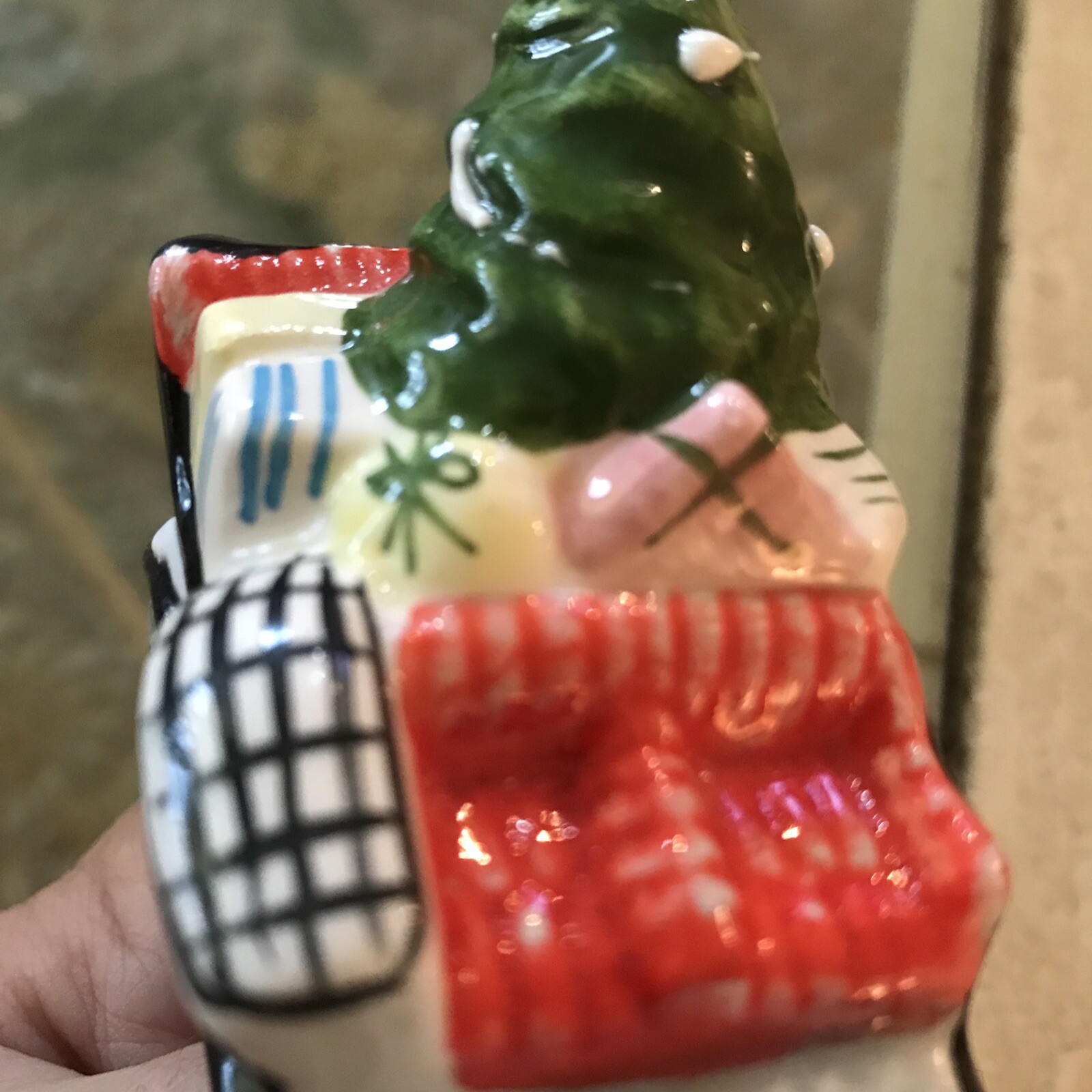 Department 56 Snow Village Ceramic Car w/Christmas Tree Presents, Retired 1989
